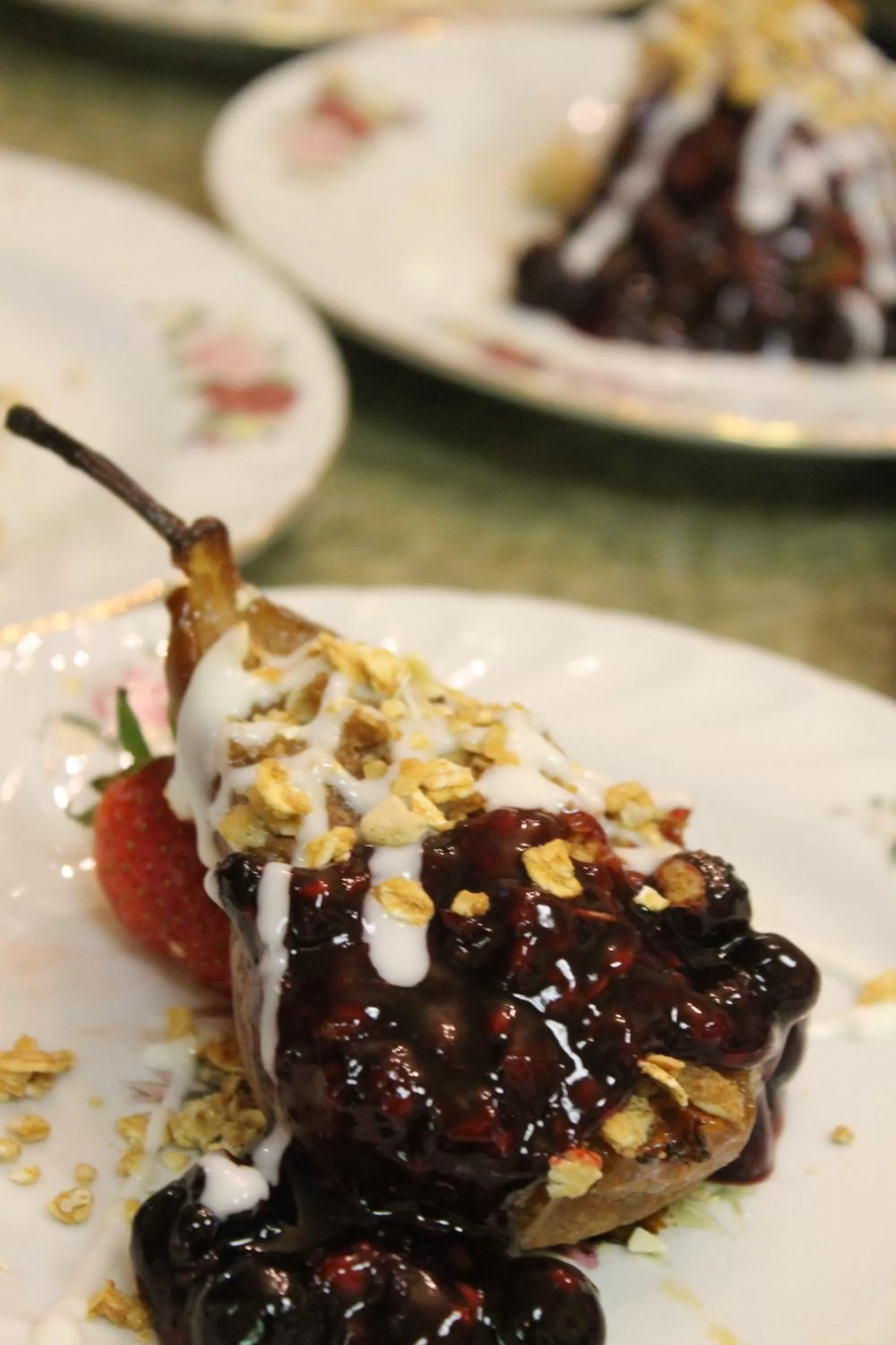 Breakfast in Cedar House Inn