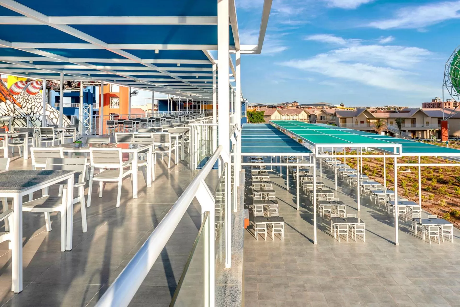 Lounge or bar in Neverland City Hurghada - Pickalbatros