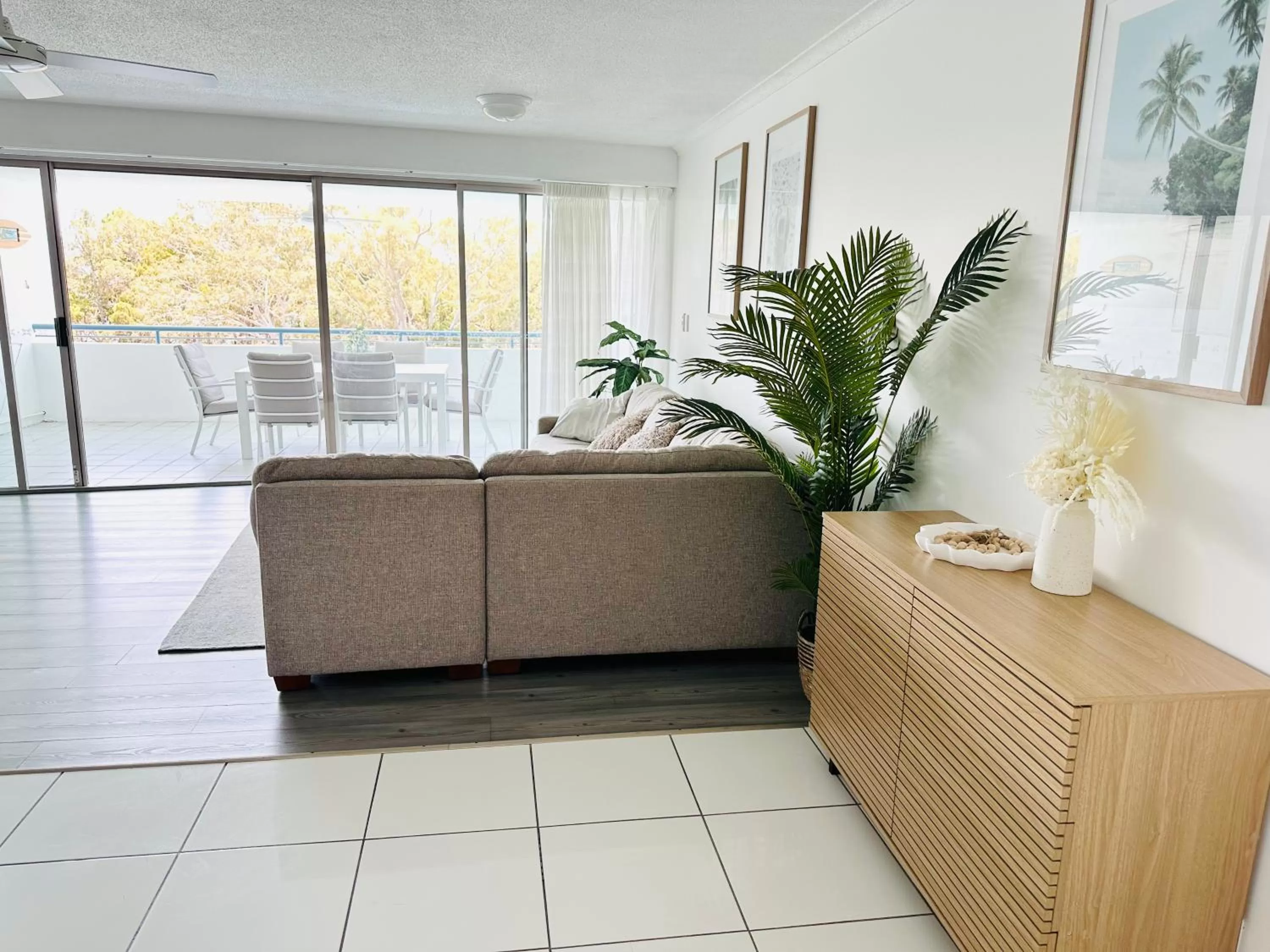 Living room in Riviera Resort