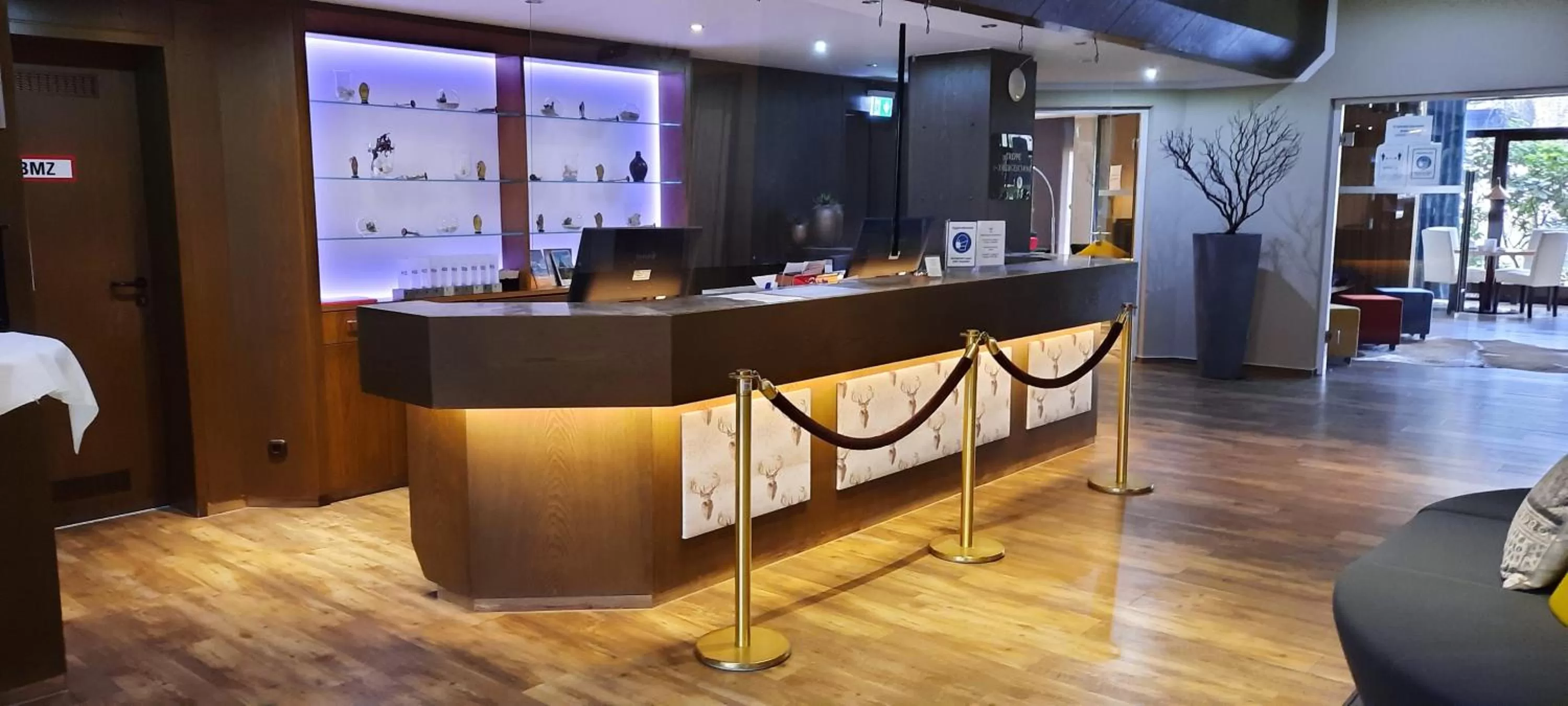 Lobby or reception in Amedia Hotel Siegen City, Trademark Collection by Wyndham