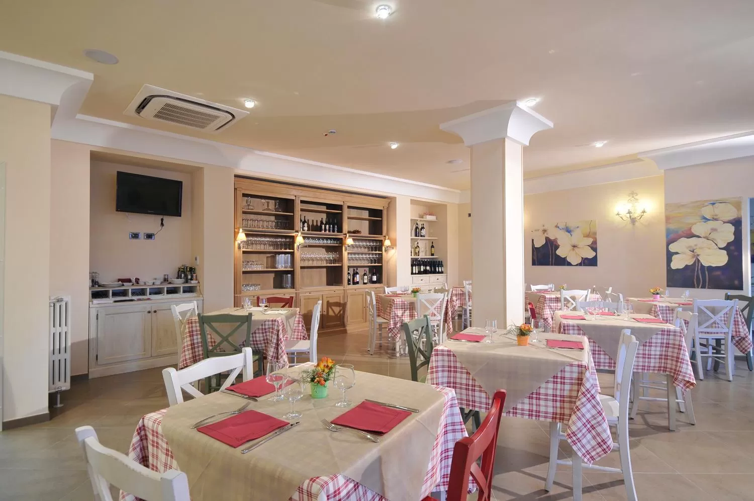 Restaurant/places to eat in Hotel Dei Conti