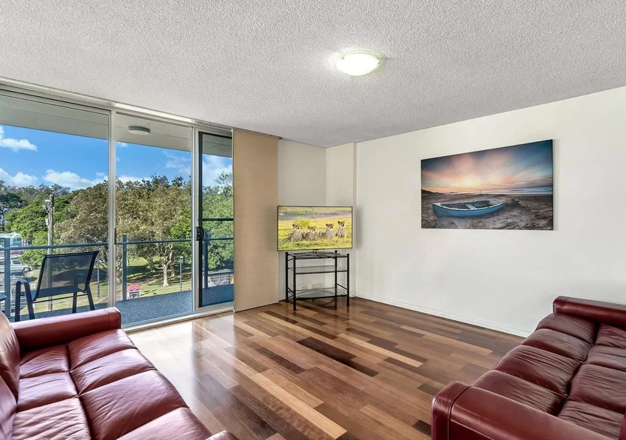 Tradewinds Apartments