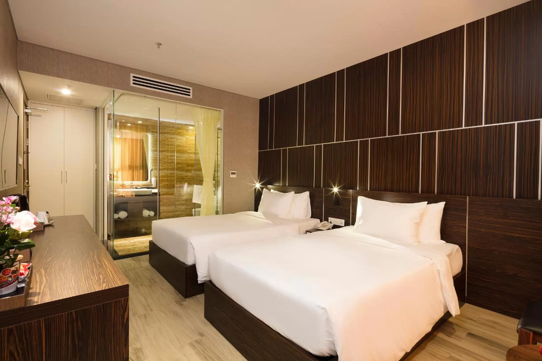 Bed in Emerald Bay Hotel & Spa Nha Trang