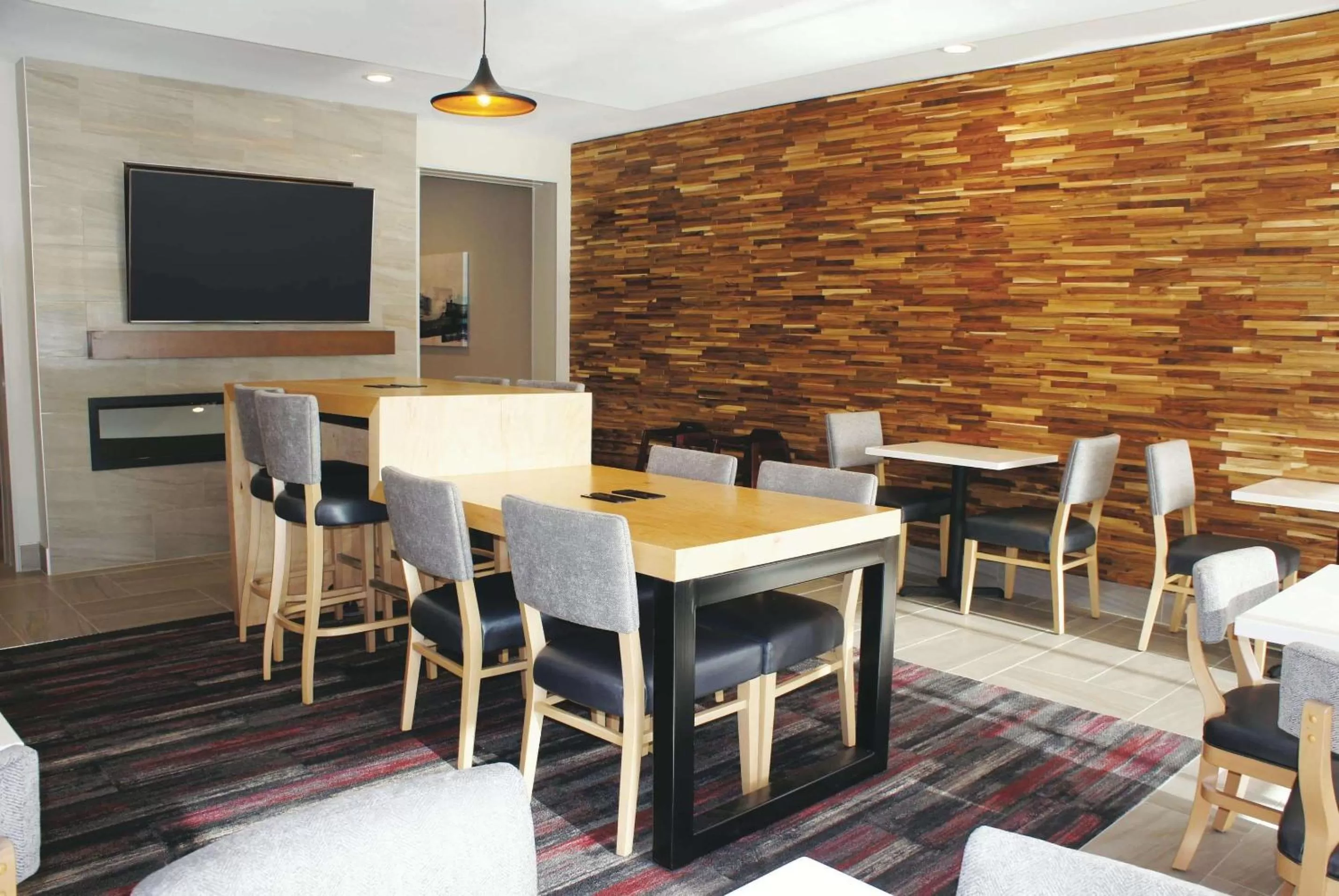 Restaurant/places to eat in La Quinta by Wyndham Madera