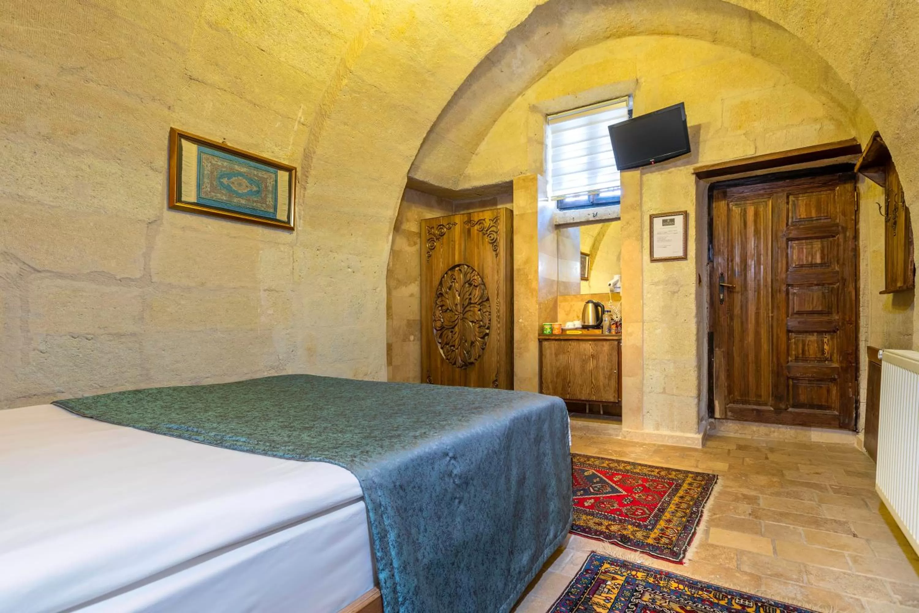 View (from property/room), Bed in Adora Cave Suites -