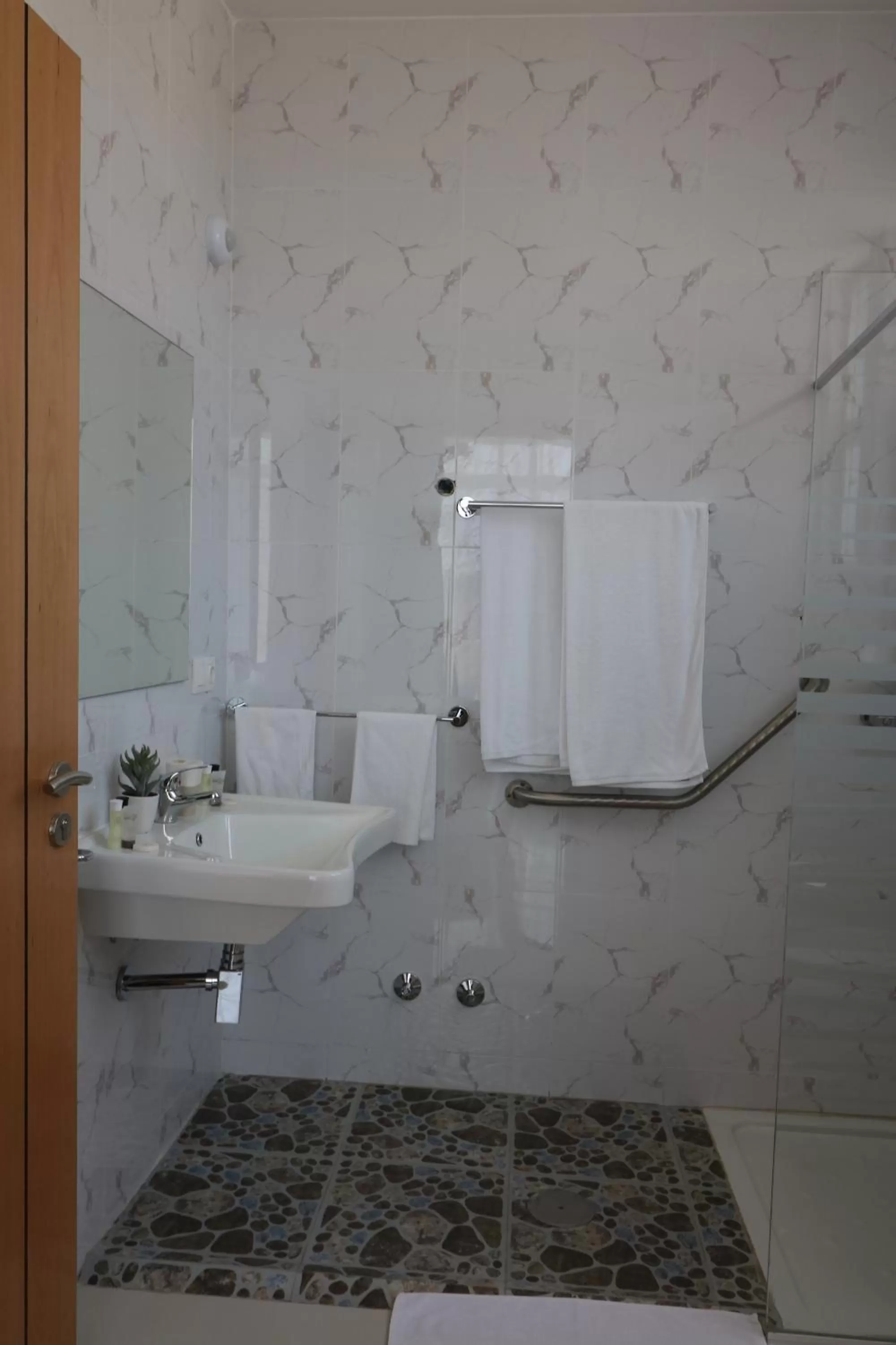 Bathroom in Vista Mar