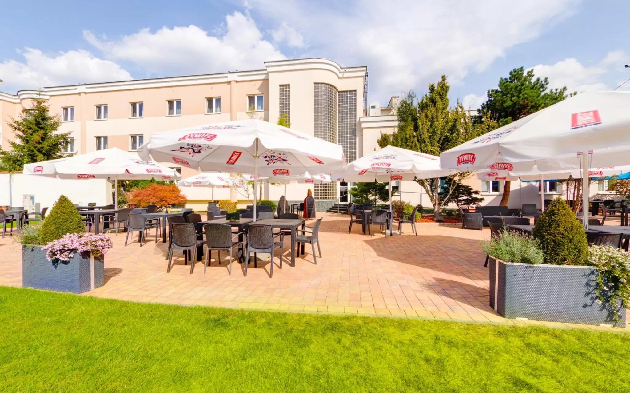 Property building in Hotel Boss