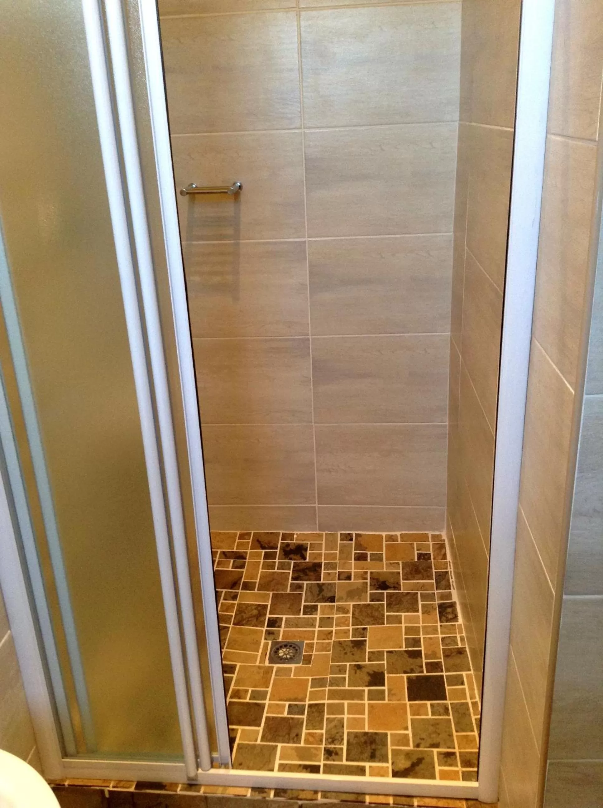 Bathroom in Majestic Guesthouse