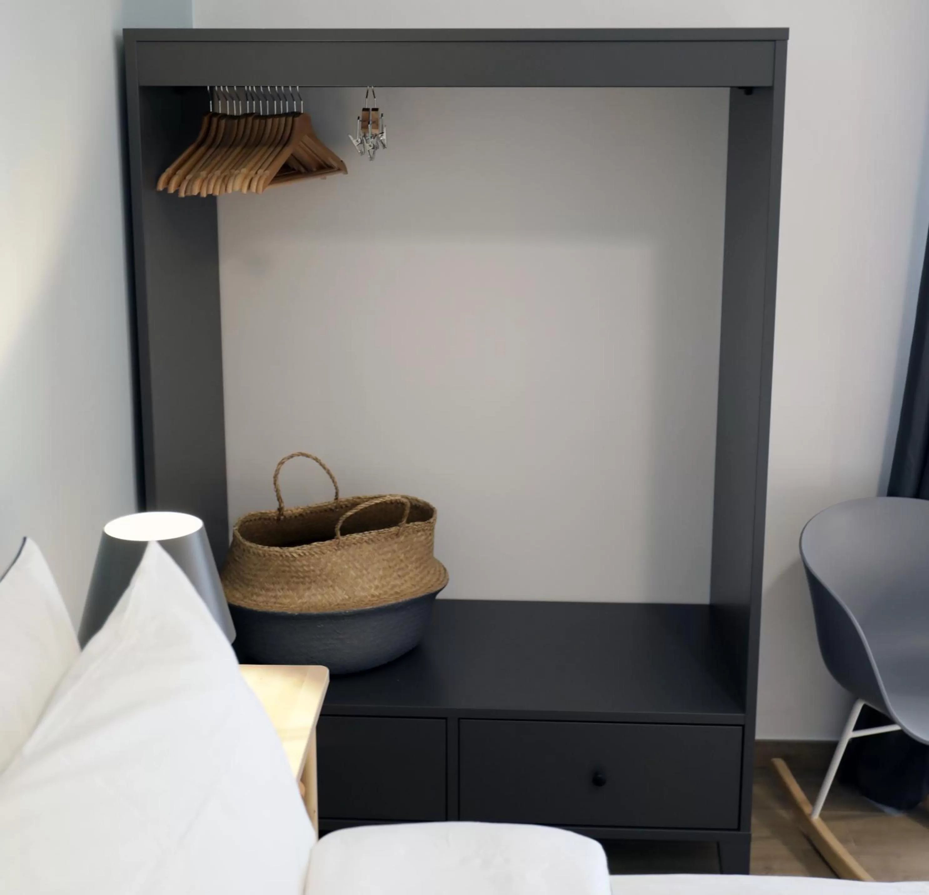 Decorative detail, Bed in Novantuno