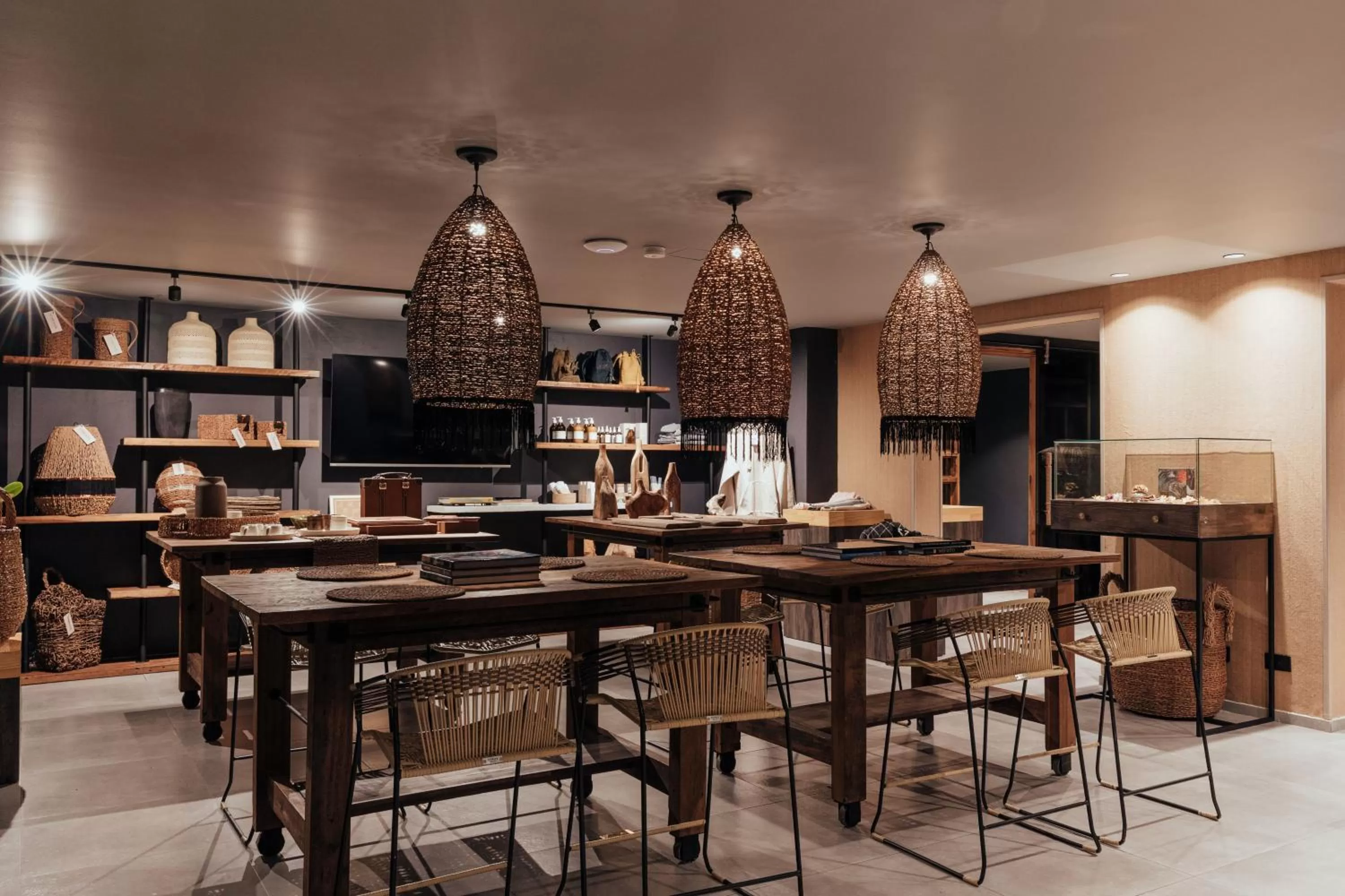 Communal lounge/ TV room, Restaurant/Places to Eat in Sui Posada Boutique