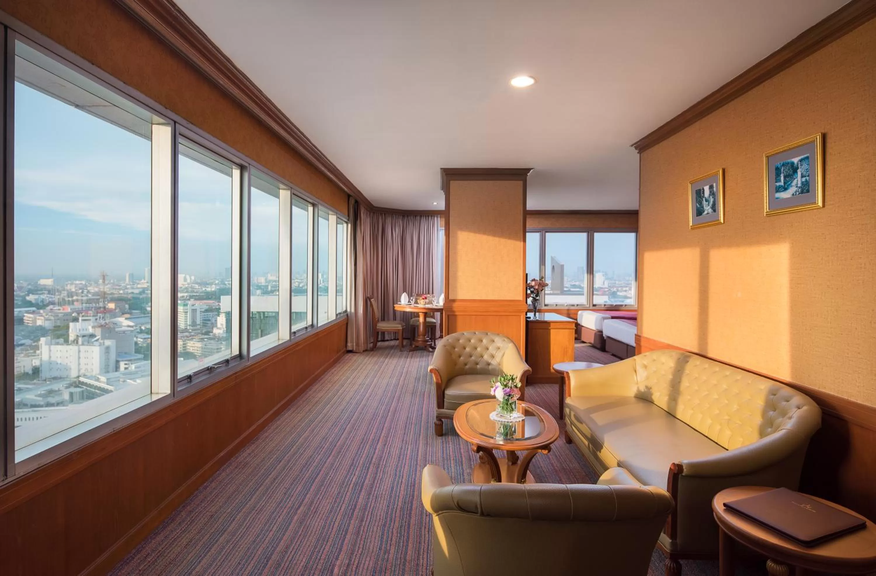 Guests in Prince Palace Hotel Bangkok