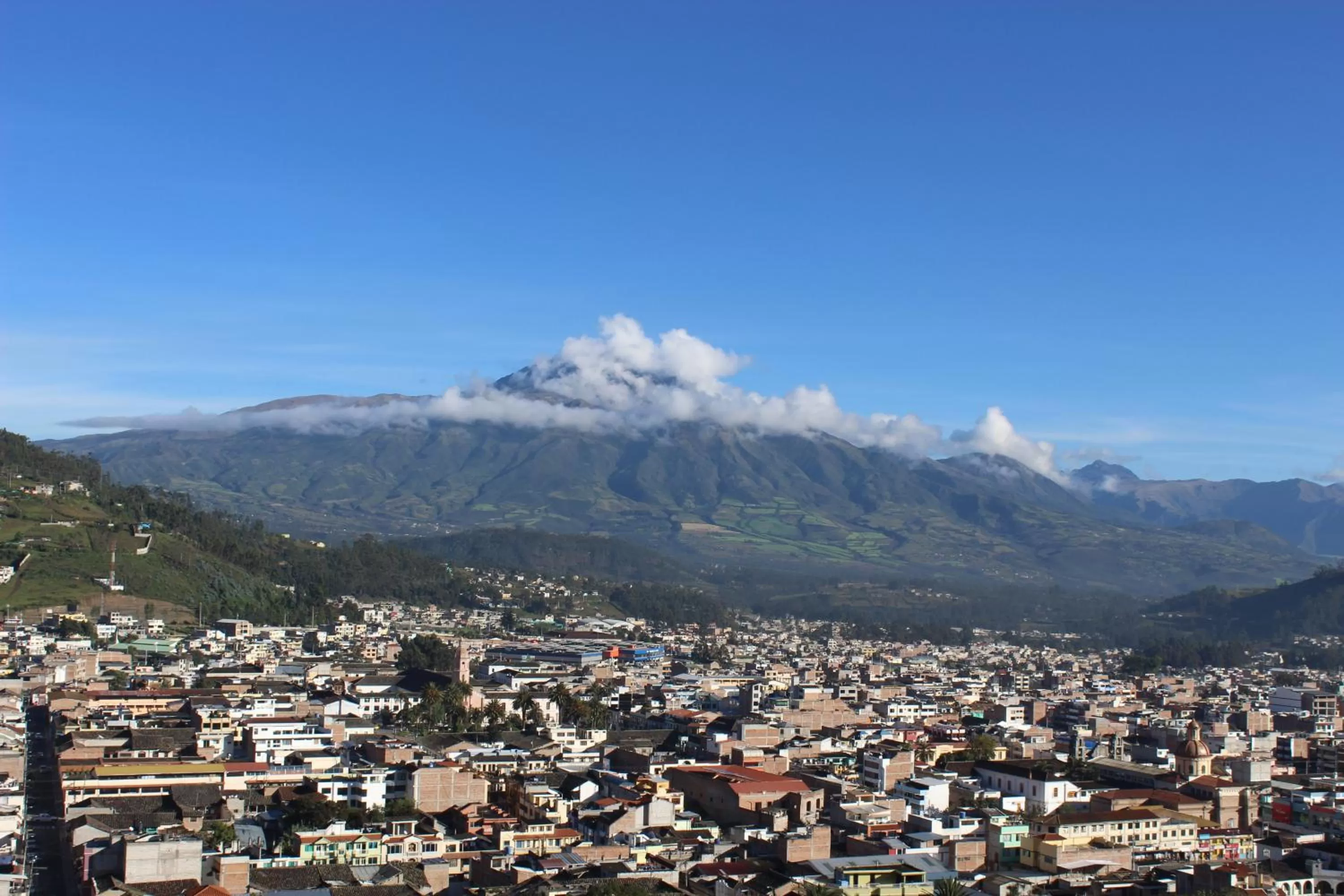 Entertainment, Bird's-eye View in Hostal Mirador de Otavalo
