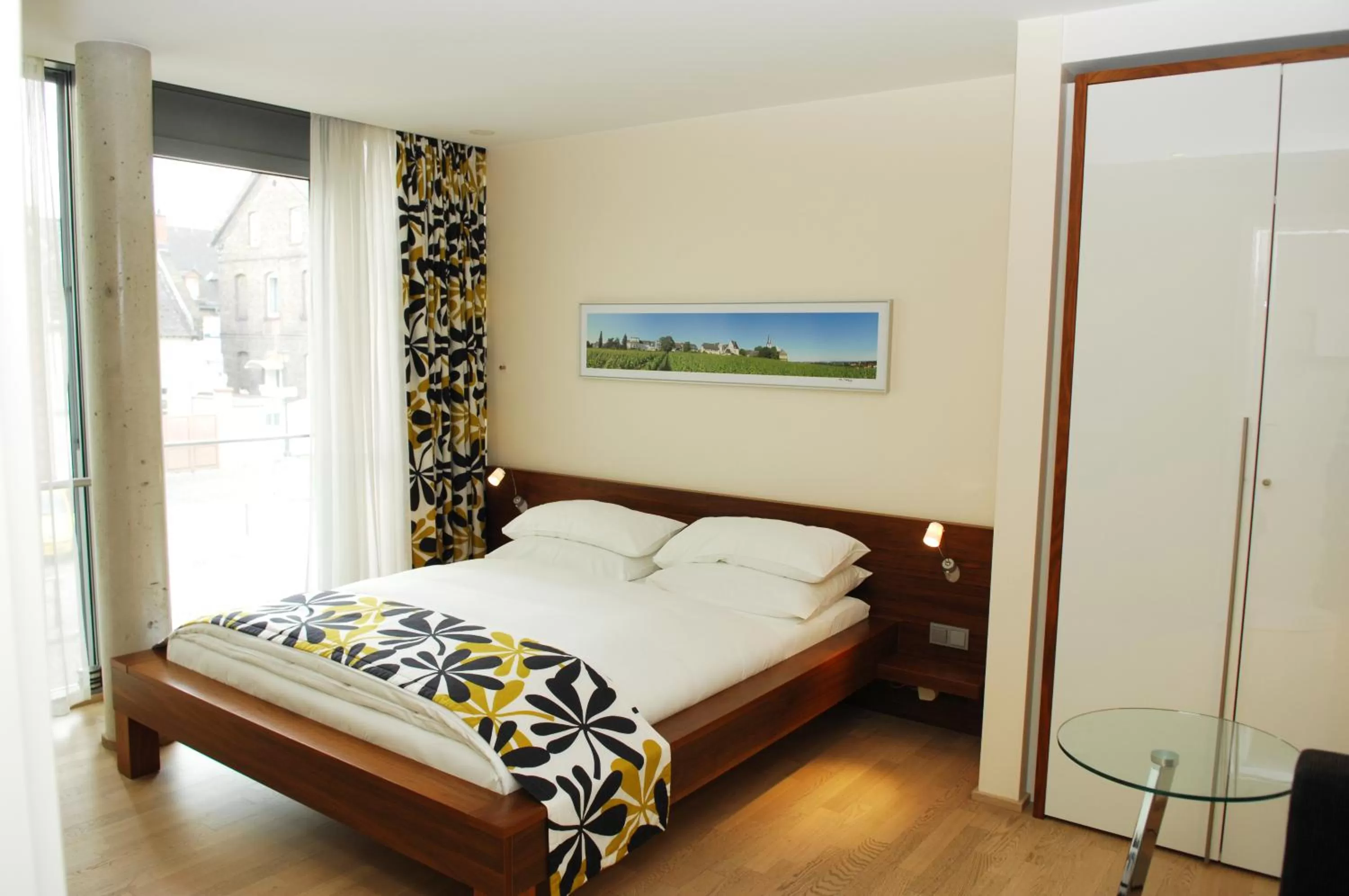 Photo of the whole room, Bed in Das Spritzenhaus