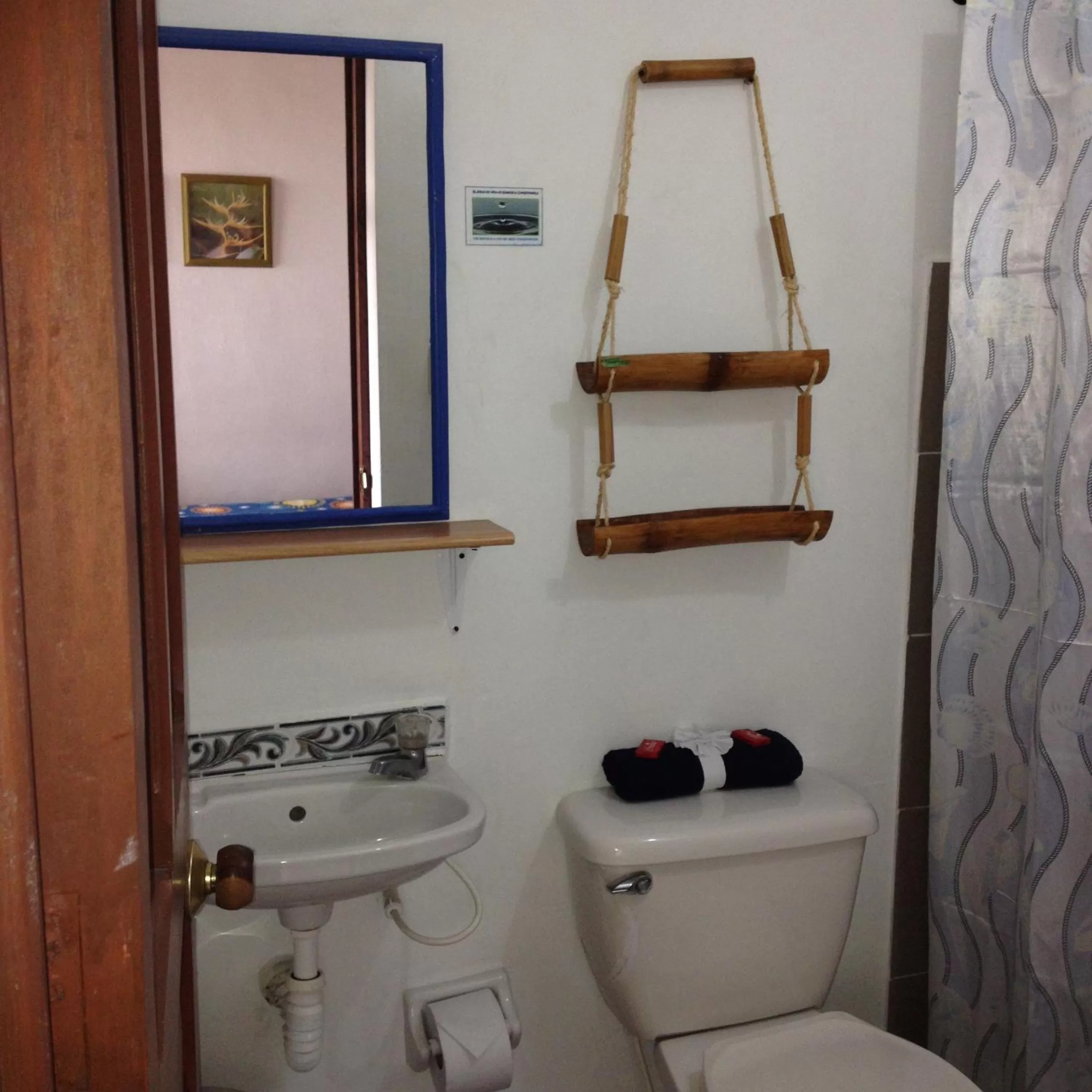 Bathroom in Hotel Faroazul RNT12633