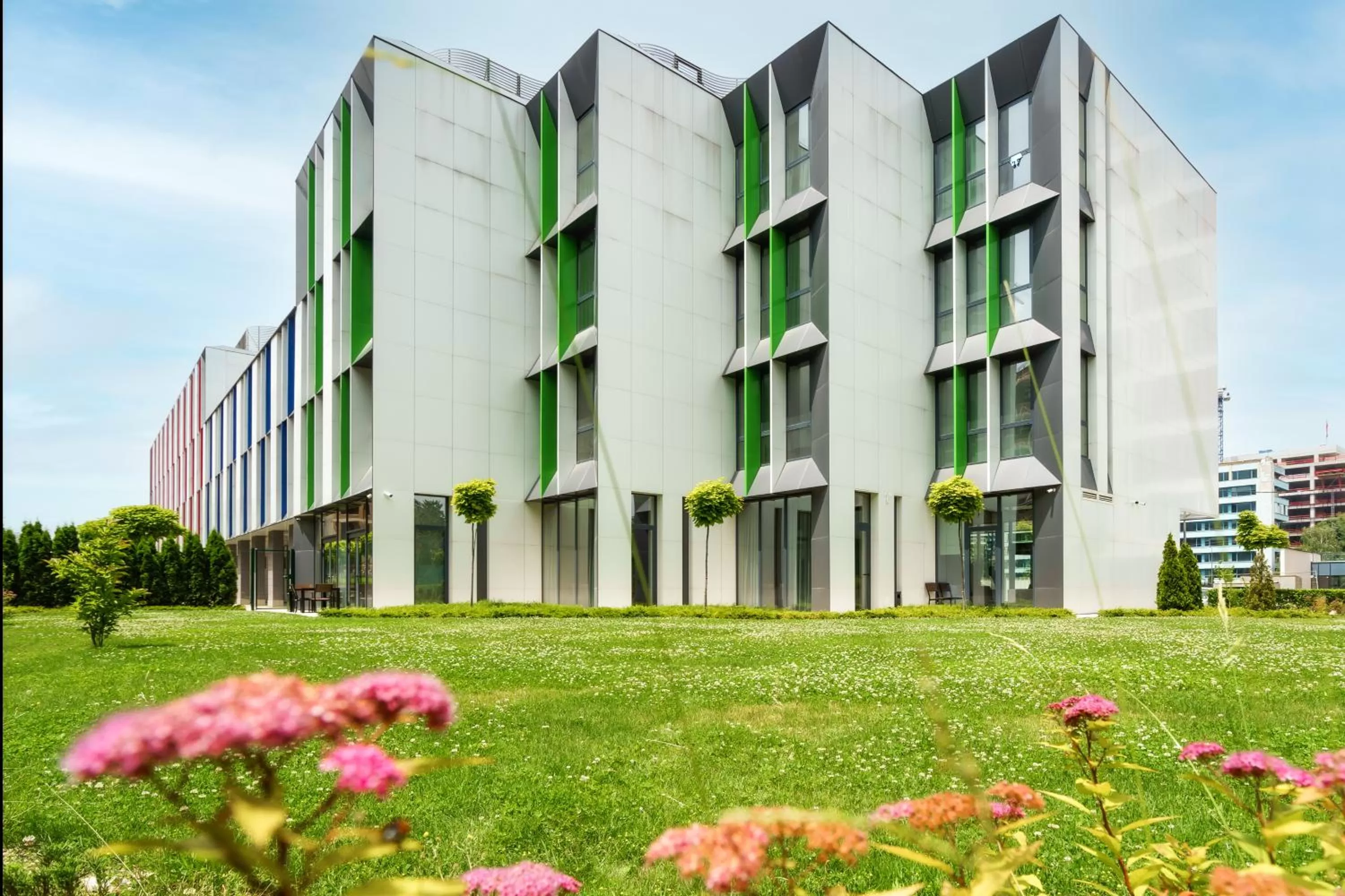 Property building in Impresamente Art Hotel