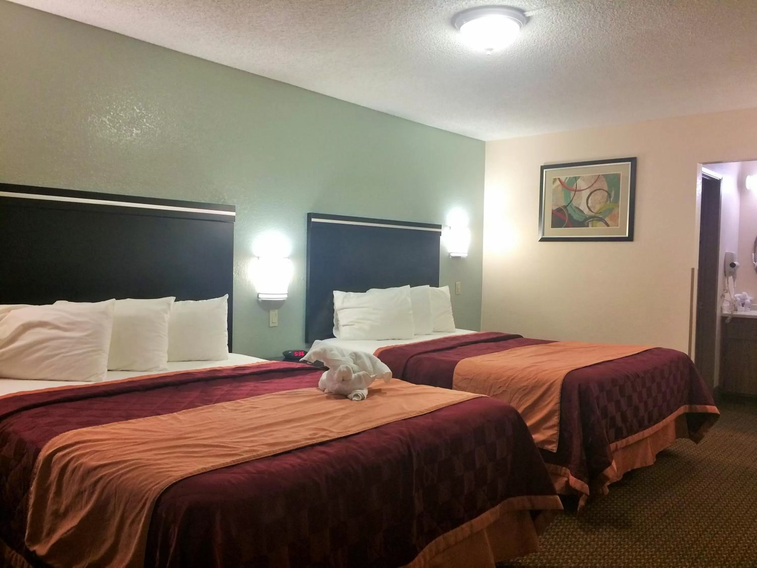 Standard 2 Queen Beds - Non Smoking in Rodeway Inn Barstow Route 66