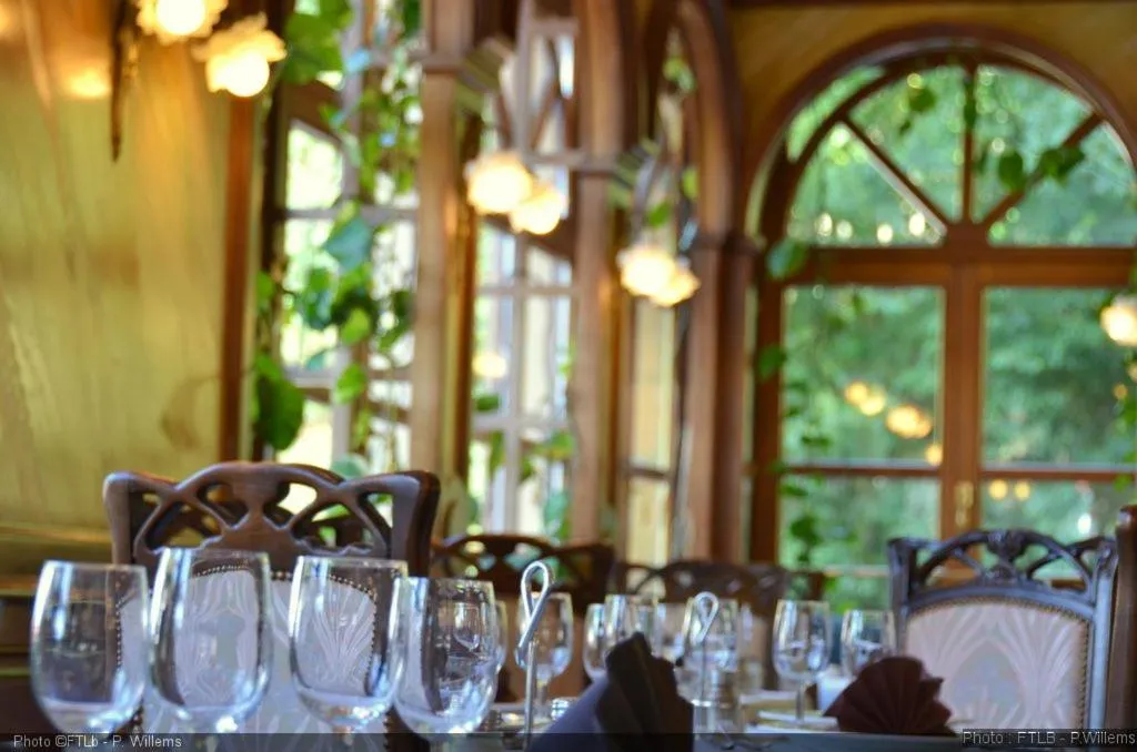 Restaurant/Places to Eat in Hotel La Porte de France