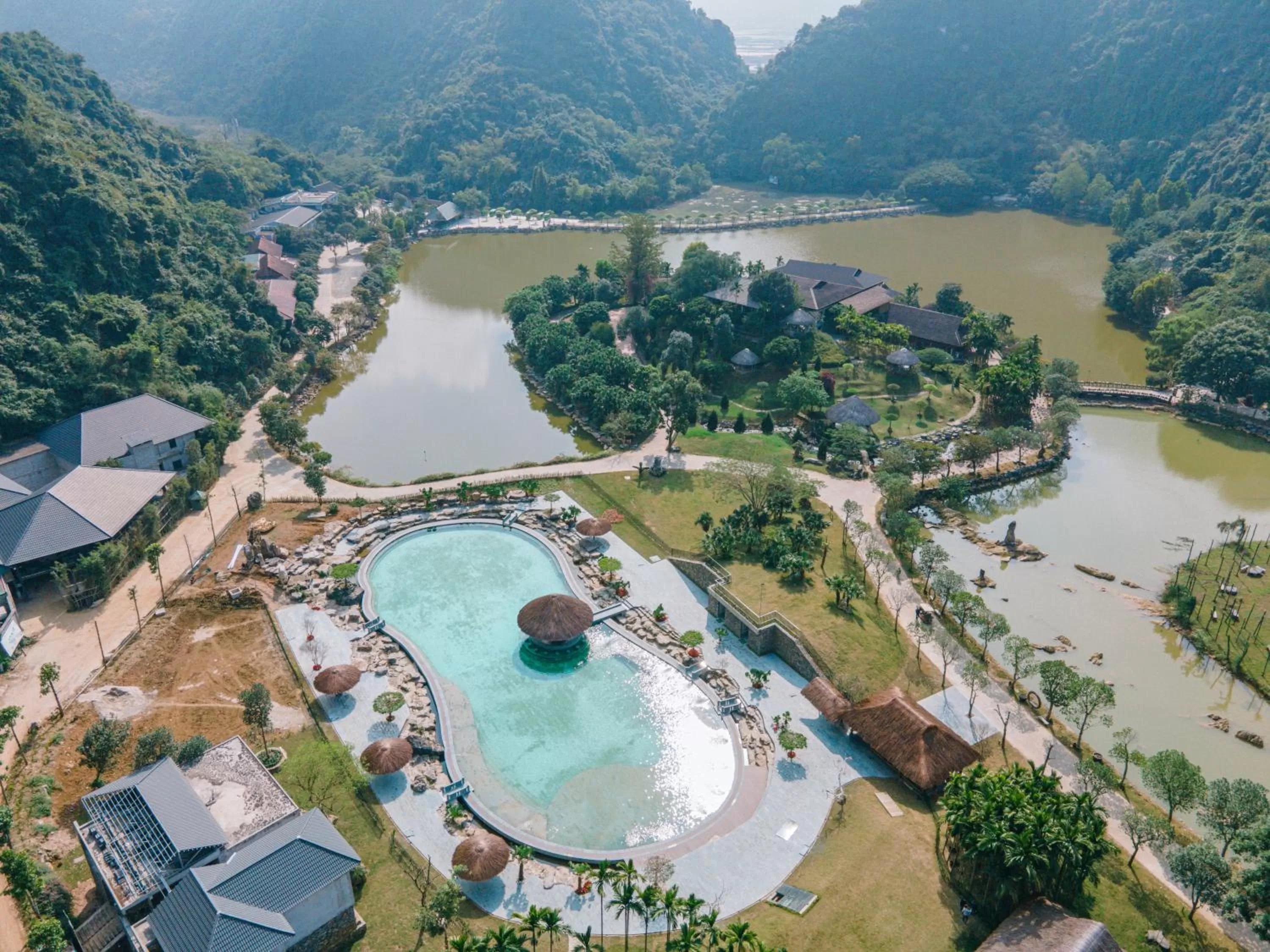Swimming pool in Thung Nham Resort