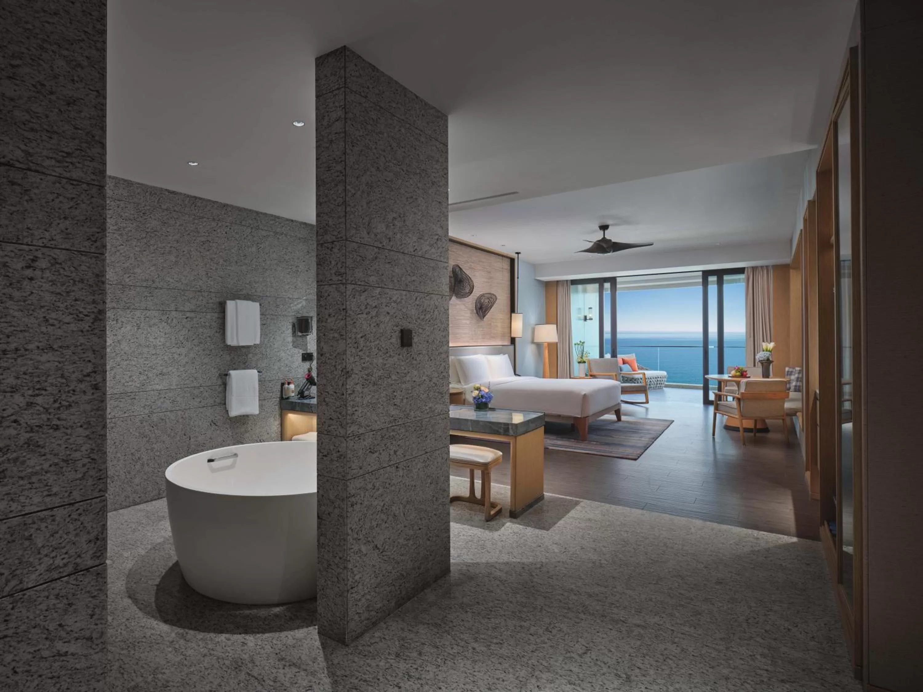 Bathroom, Bed in Crowne Plaza Sanya Haitang Bay Resort by IHG
