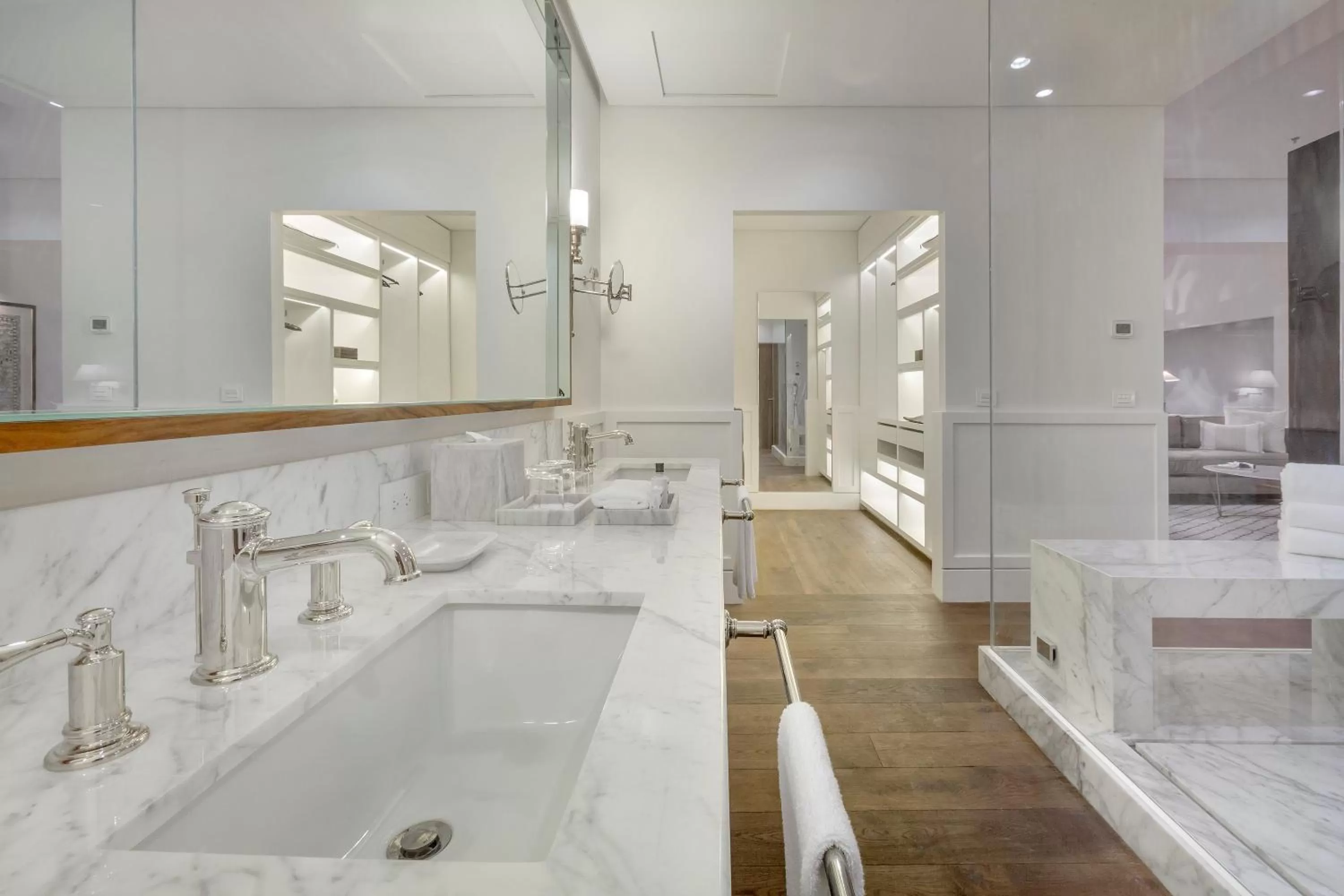Bathroom in Presidente InterContinental Mexico City by IHG