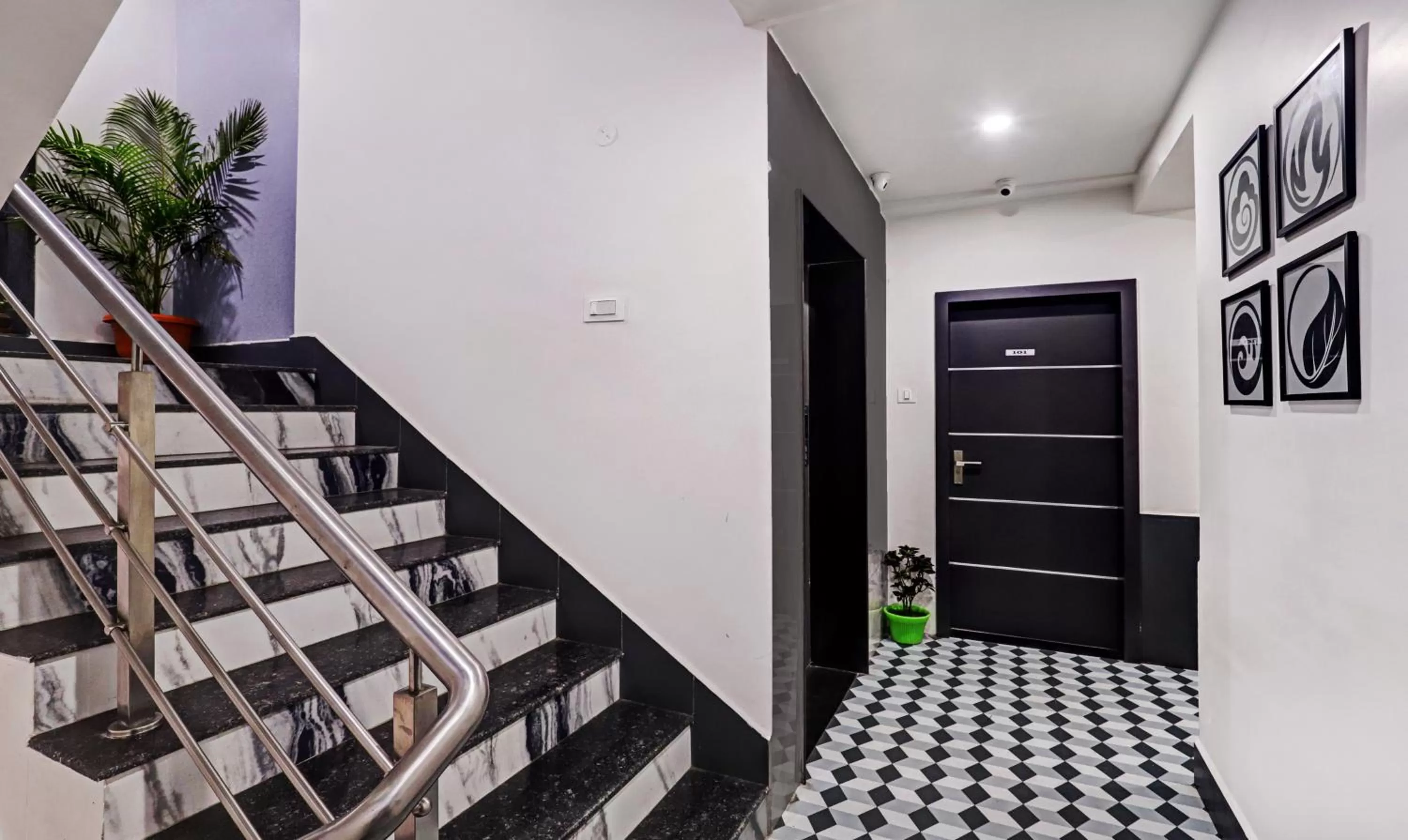 Treebo Trend Finesta Suites Wardha Road