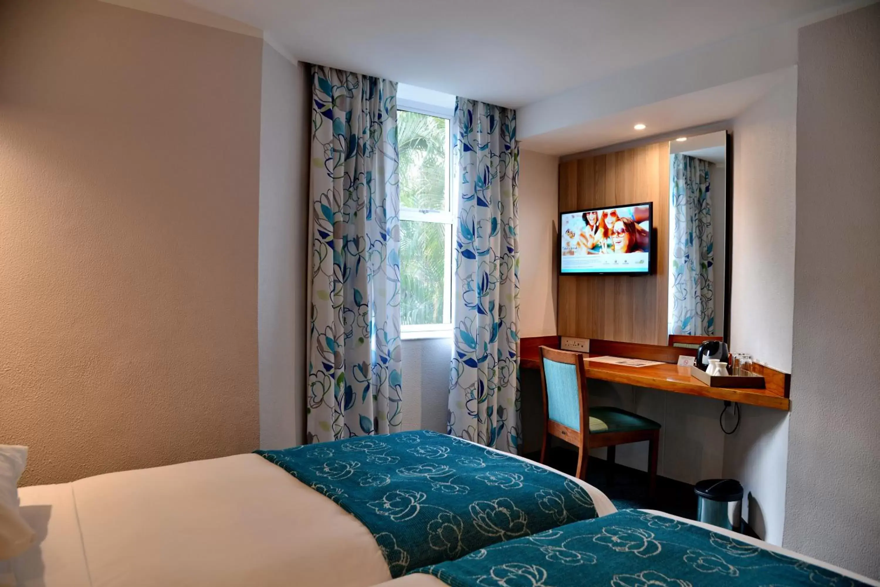 Twin Room - Smoking in Town Lodge Mbombela Twin Room - Smoking in Town Lodge Mbombela