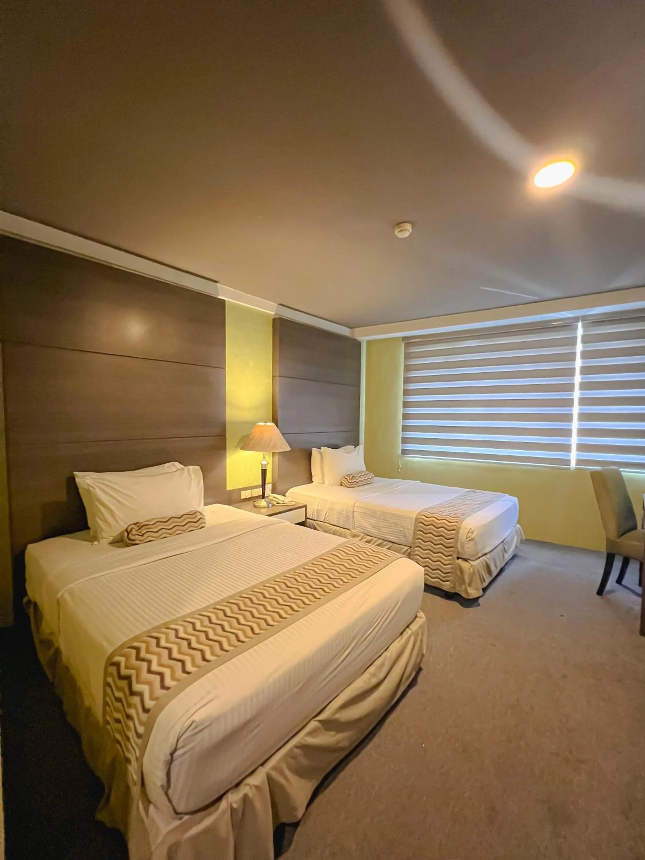 Standard Twin Room in 88 Courtyard Hotel