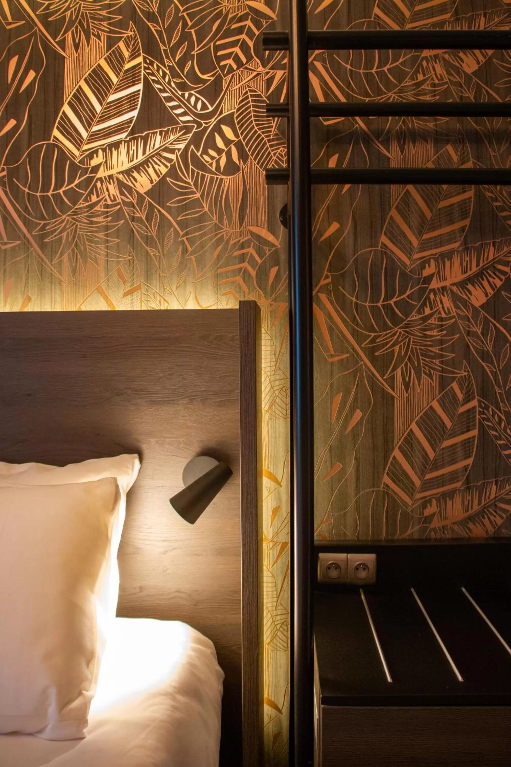 Decorative detail, Bed in Prado Next Door