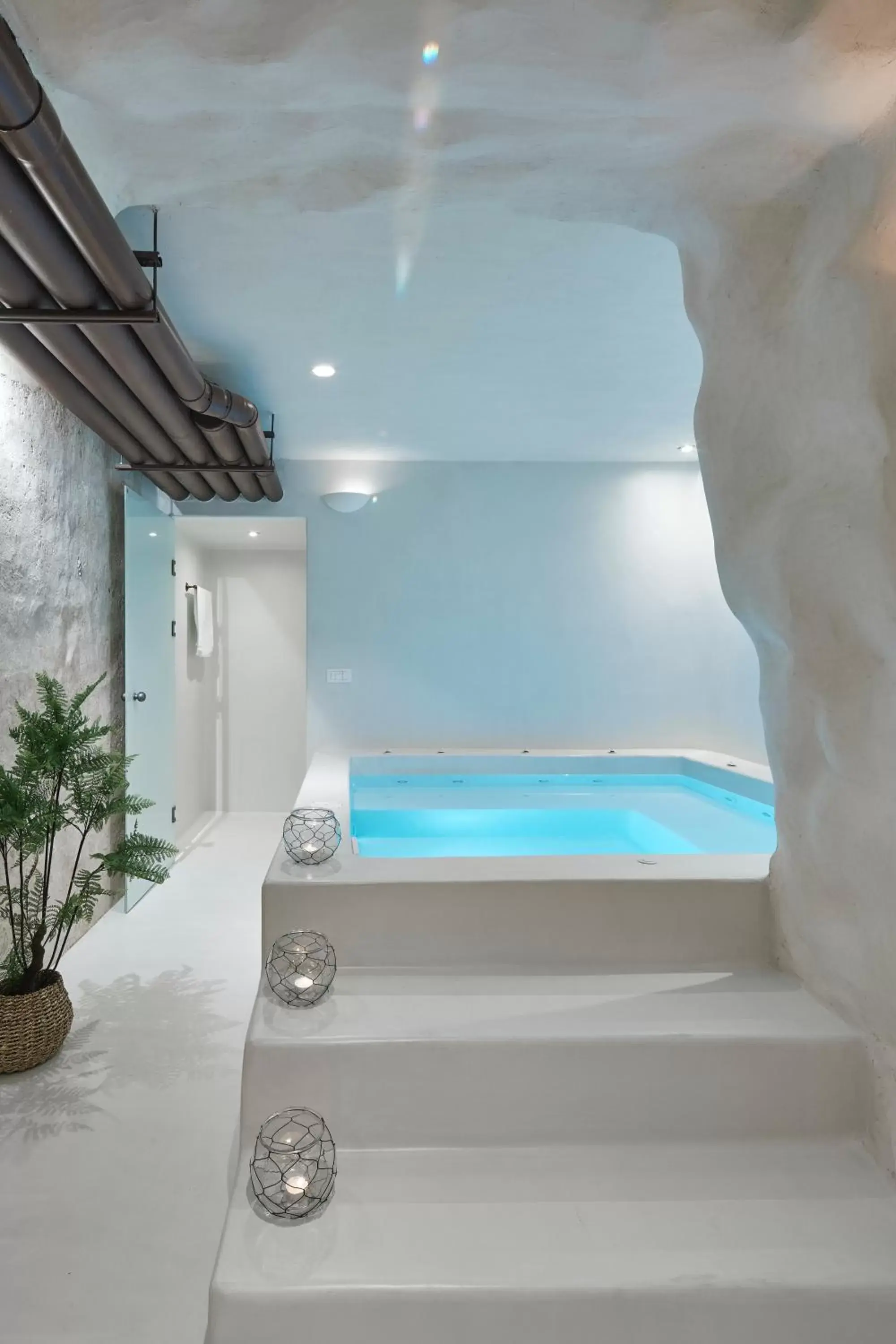 King Suite with Indoor Plunge Pool in Winery Hotel 1870 King Suite with Indoor Plunge Pool in Winery Hotel 1870