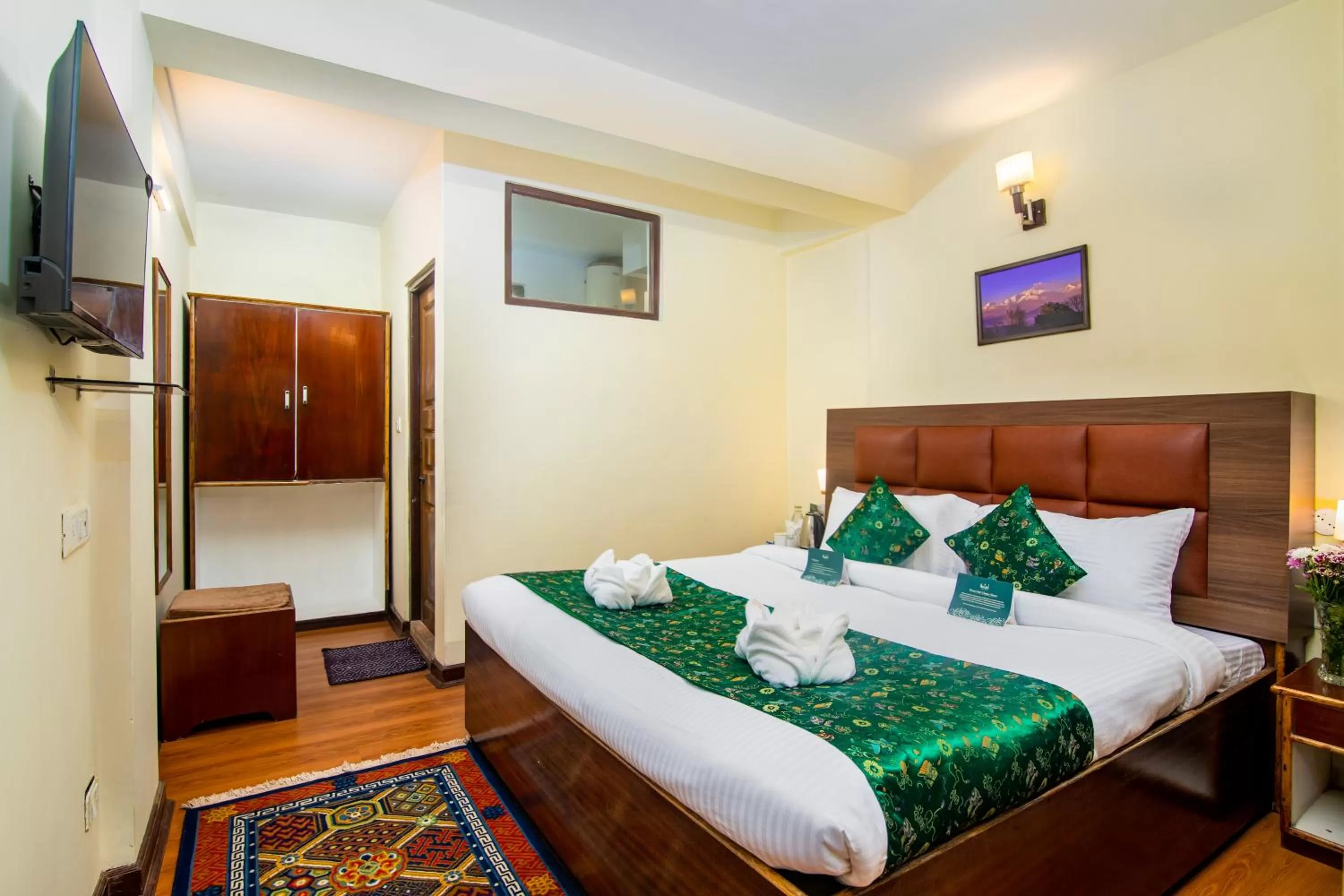 Bed in Muscatel BhumSang - 200 Mts from Mall Road