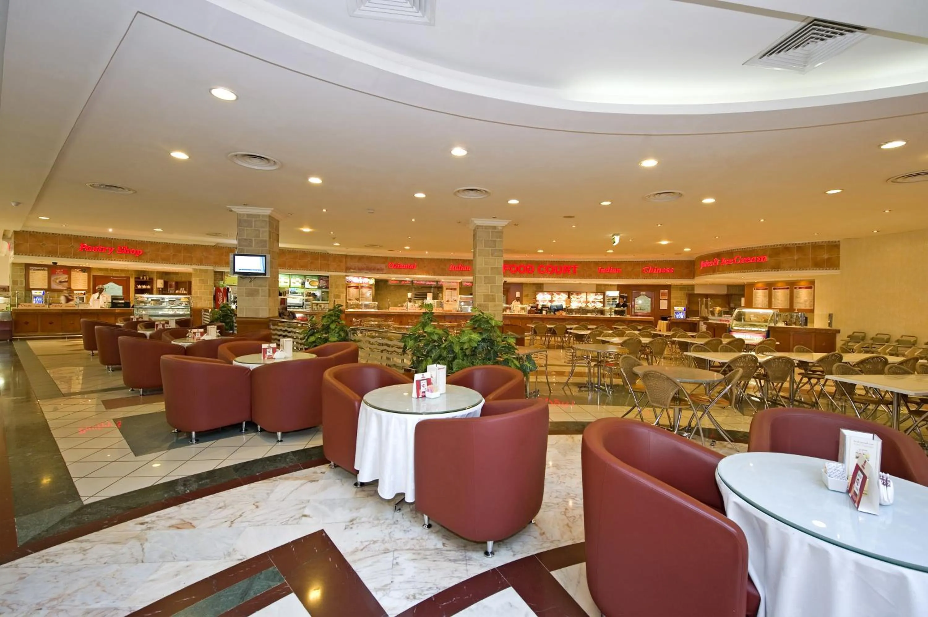 Restaurant/places to eat in Al Bustan Centre & Residence