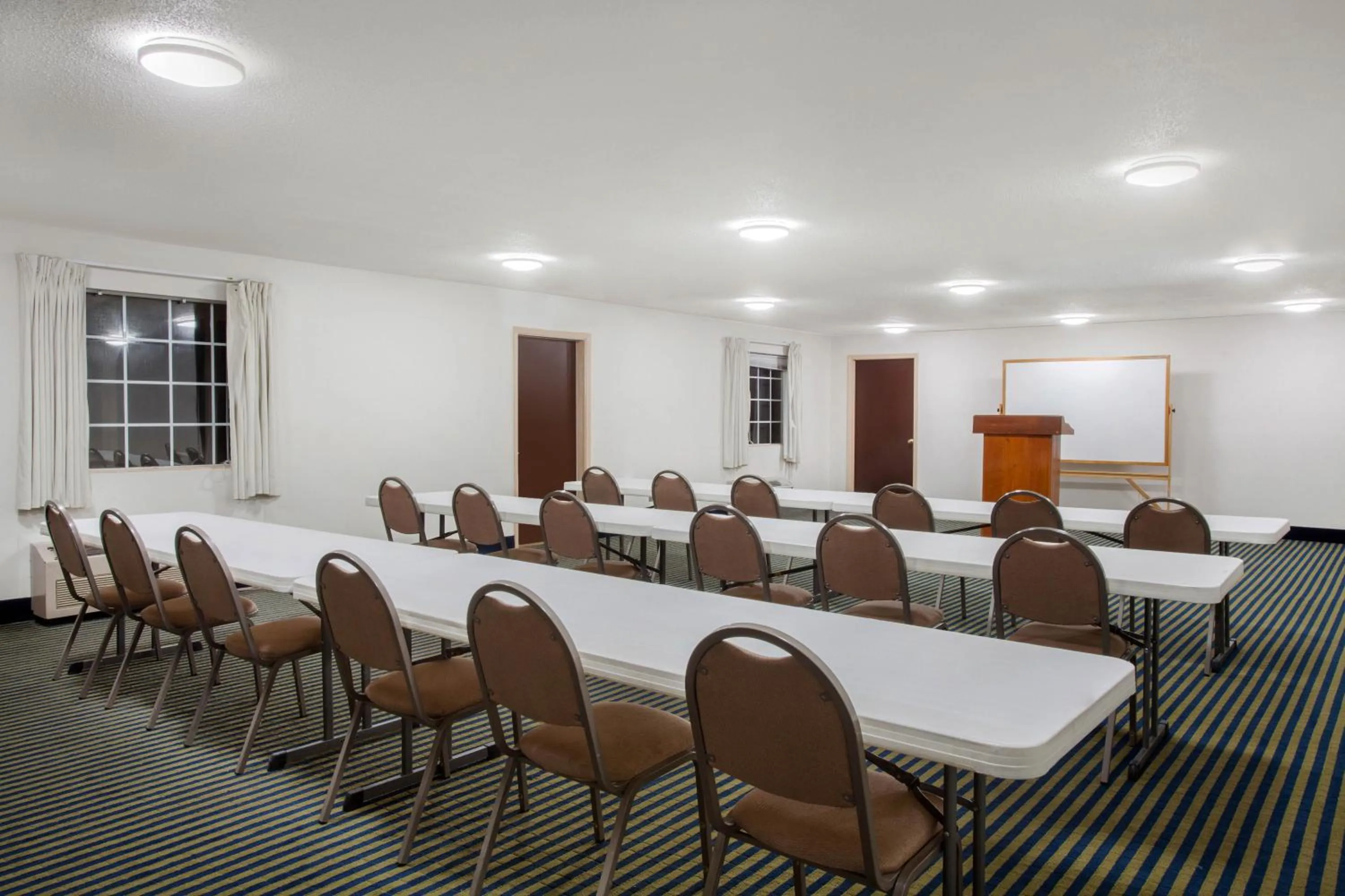 Meeting/conference room in Super 8 by Wyndham Pensacola