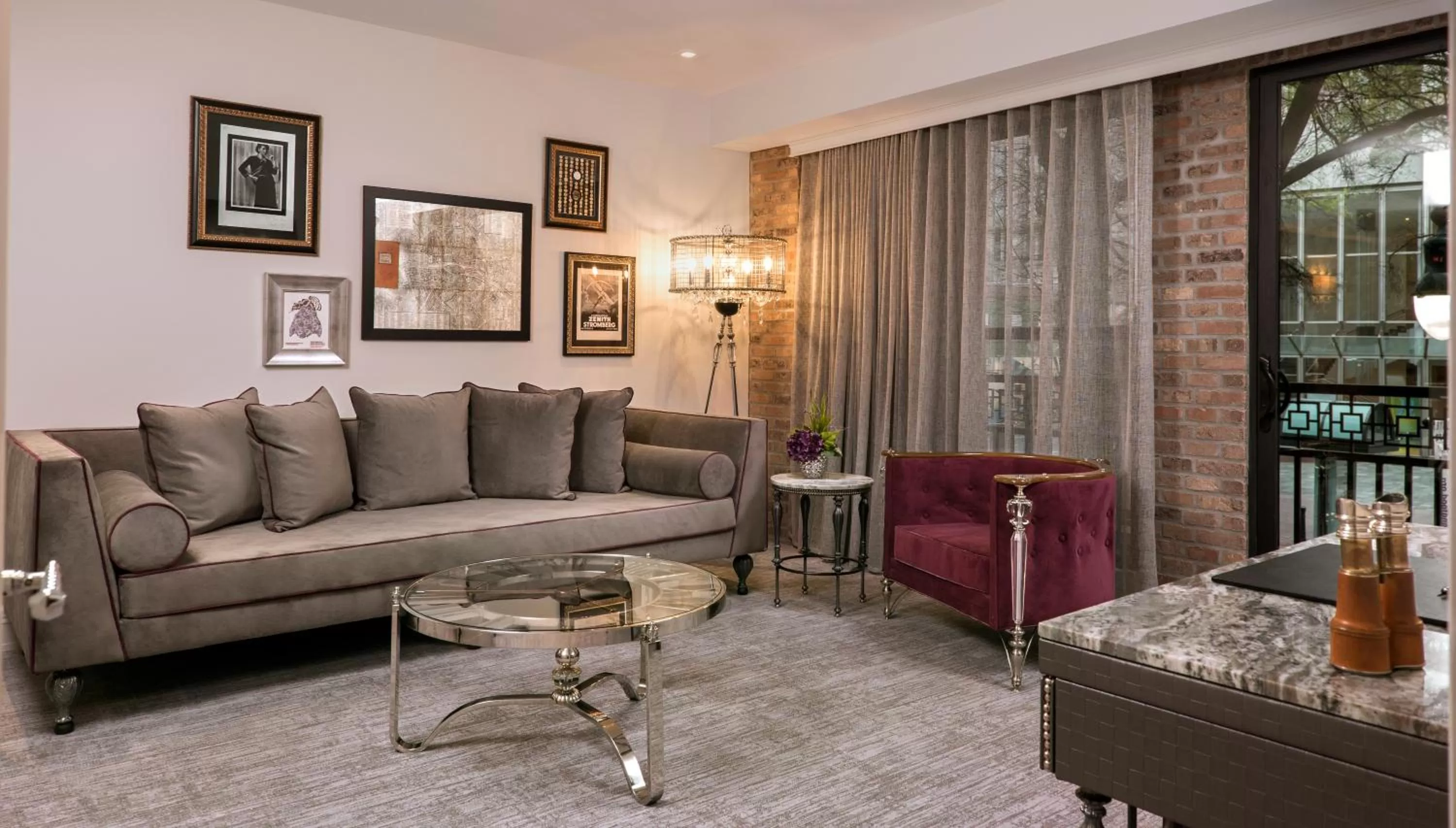 Living room in The Ivey's Hotel