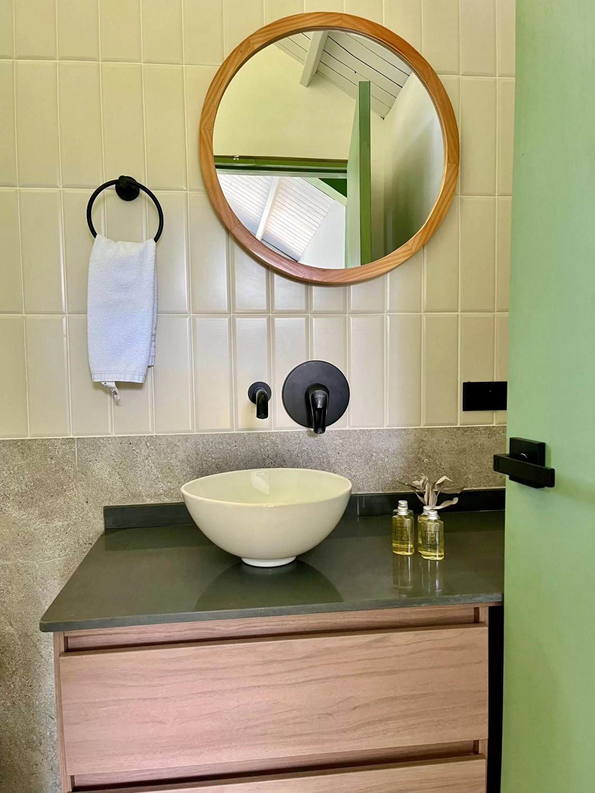 Bathroom in Soy Local Guatape