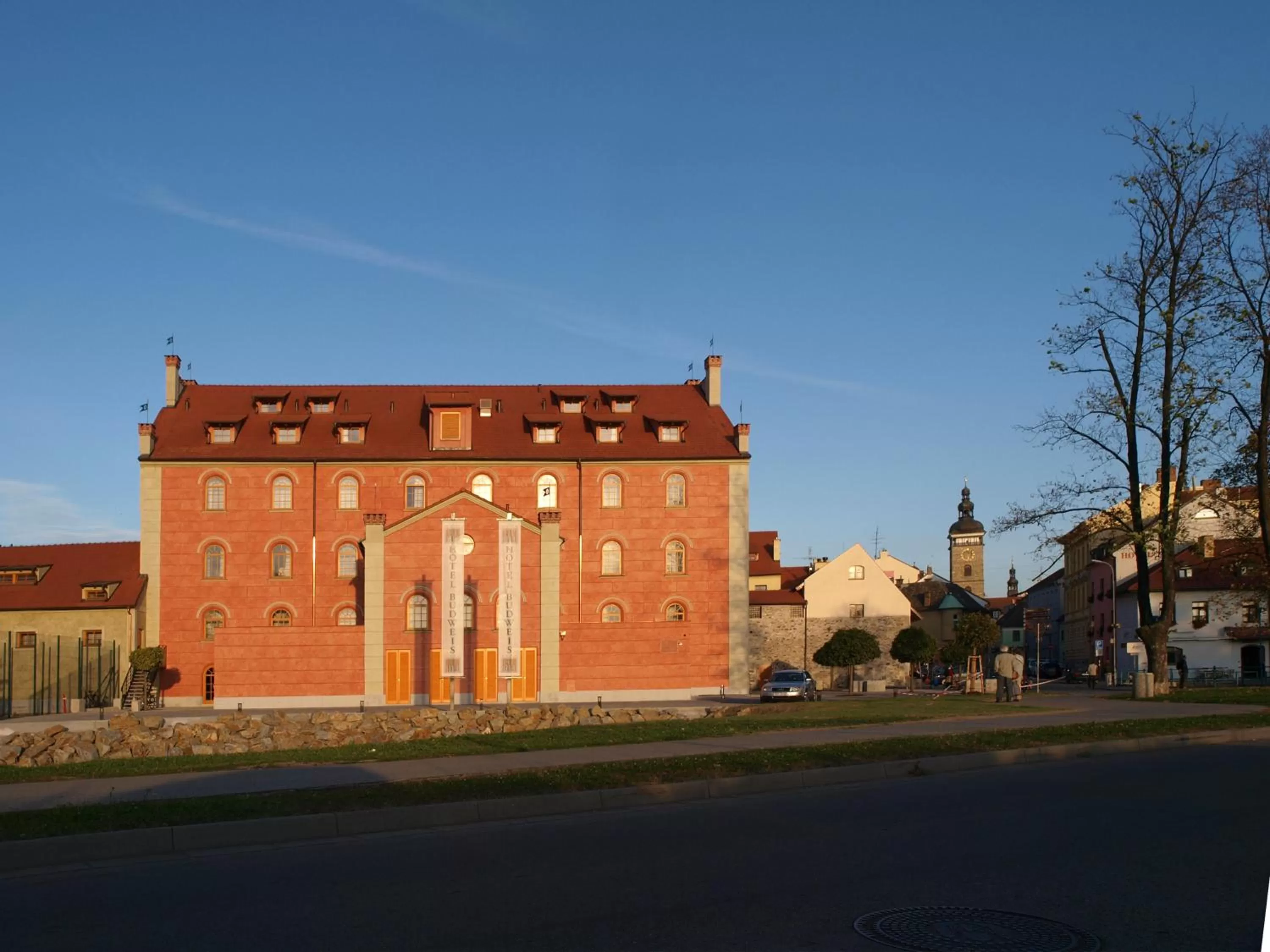 Facade/entrance, Property Building in Hotel Budweis