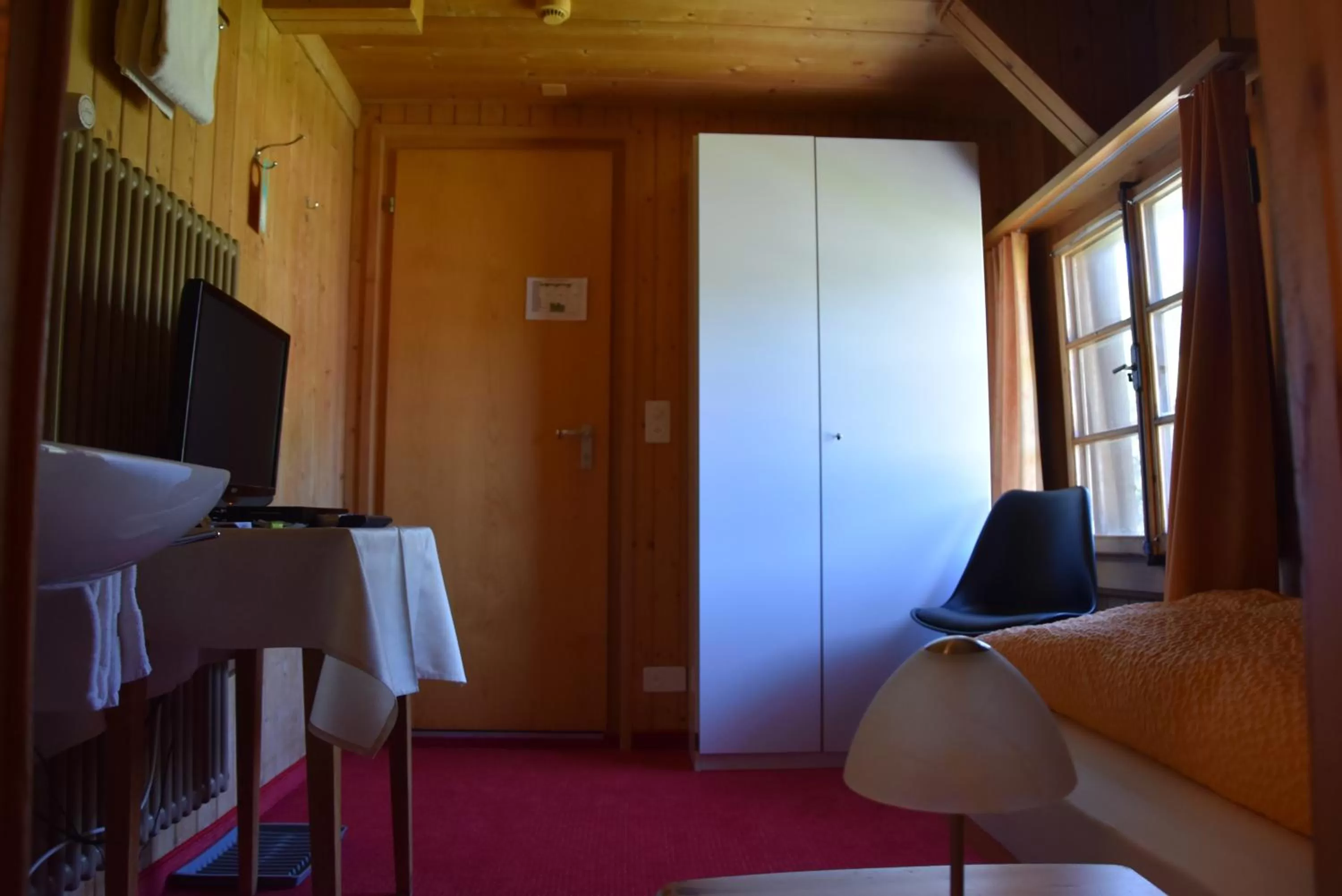 TV/Entertainment Center in Pension Mezzaprada