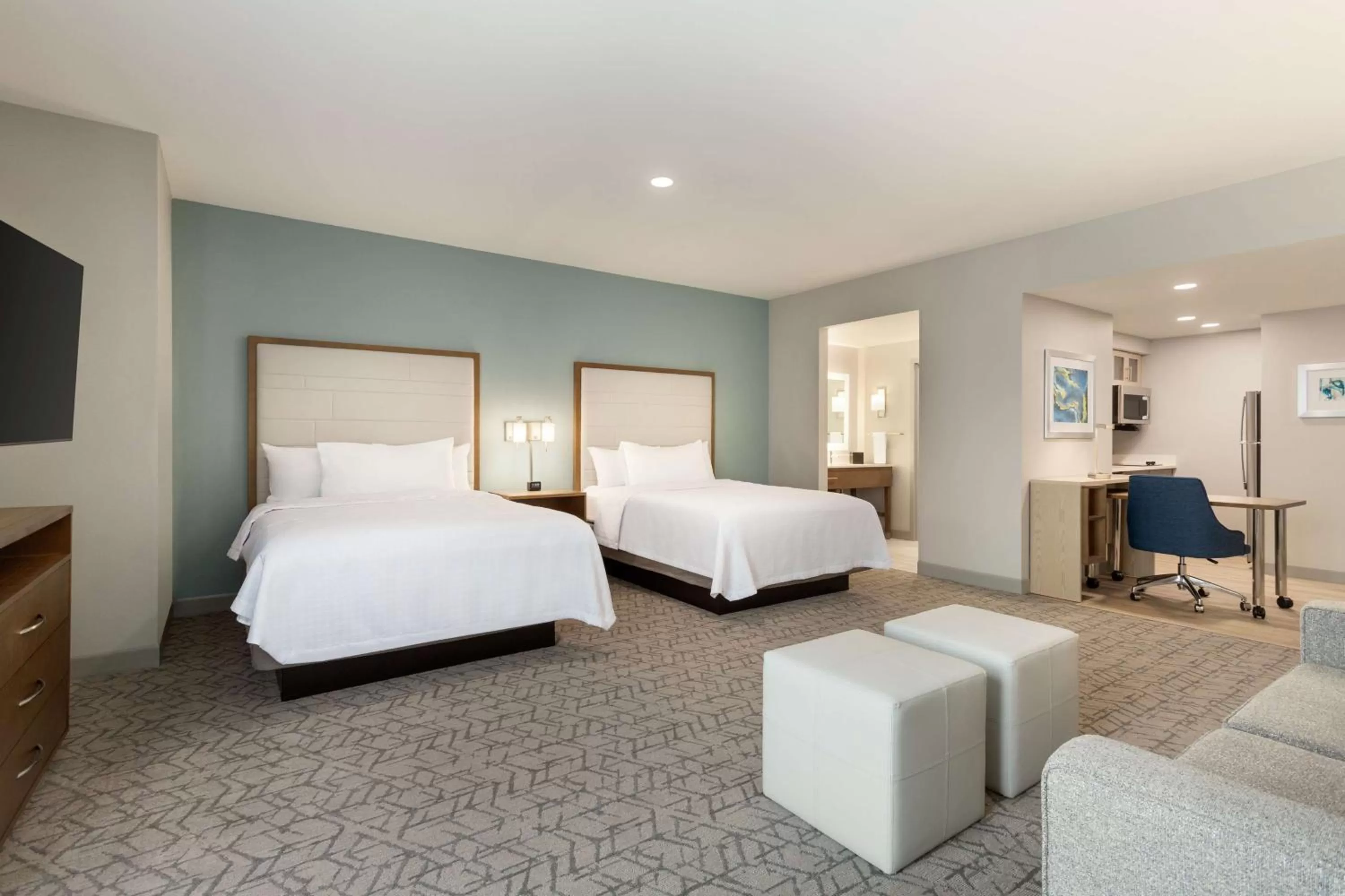 Bedroom, Bed in Homewood Suites By Hilton Mcdonough