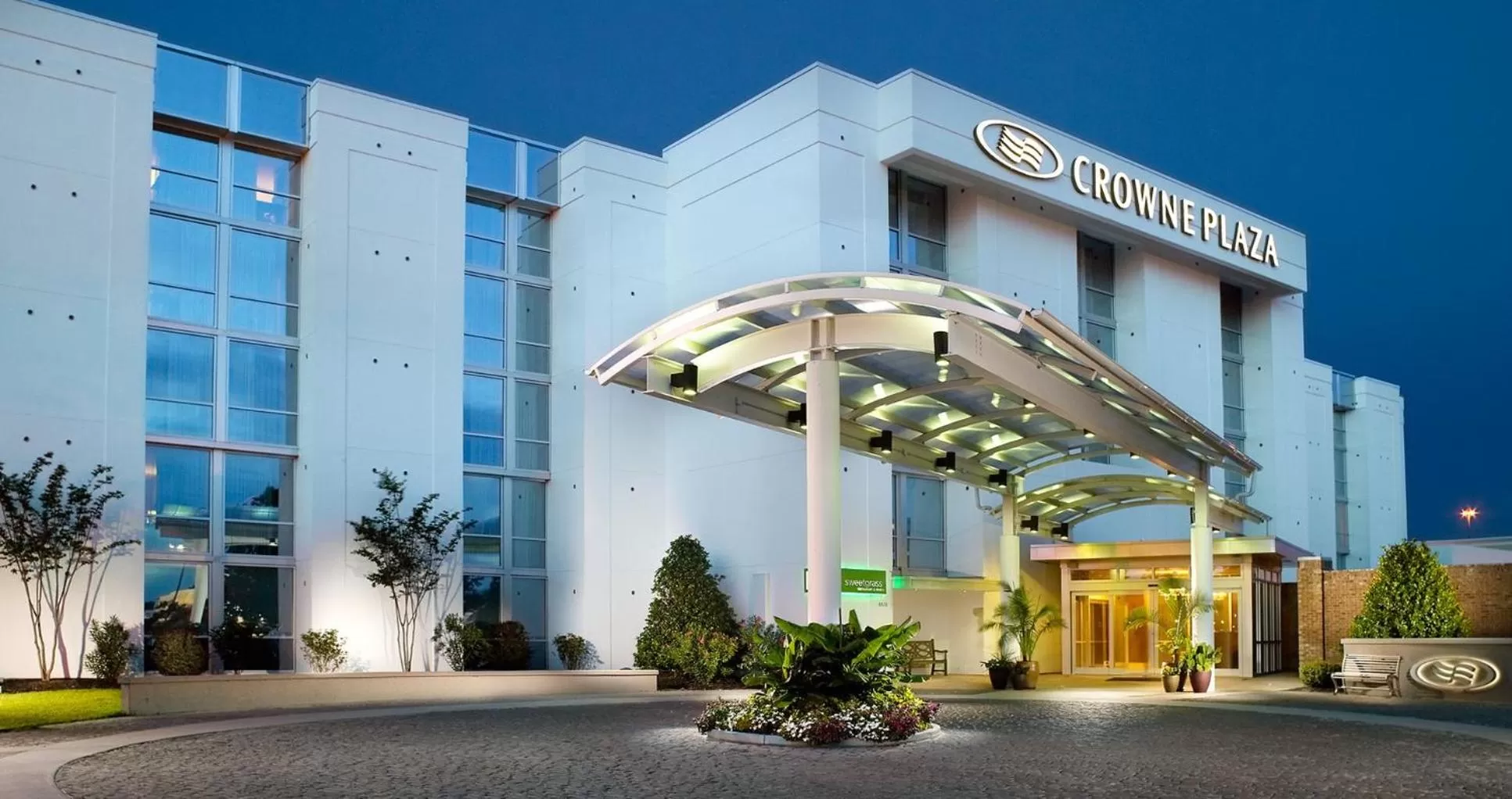 Crowne Plaza Charleston by IHG