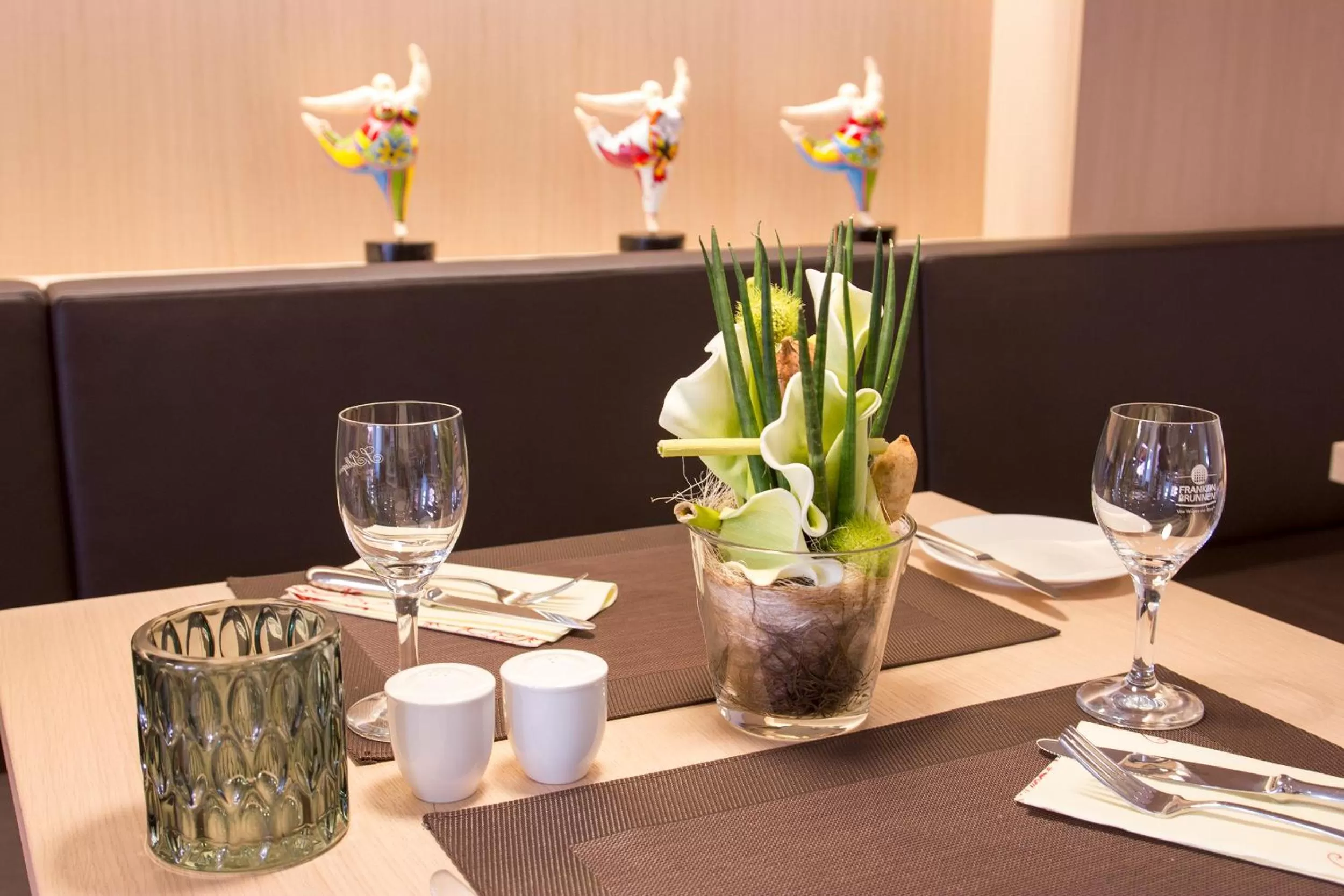 Restaurant/places to eat in Hotel Bayerischer Hof