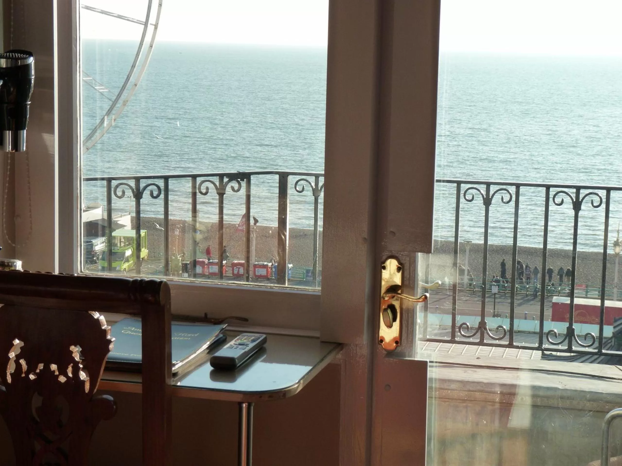 Day in Amsterdam Hotel Brighton Seafront