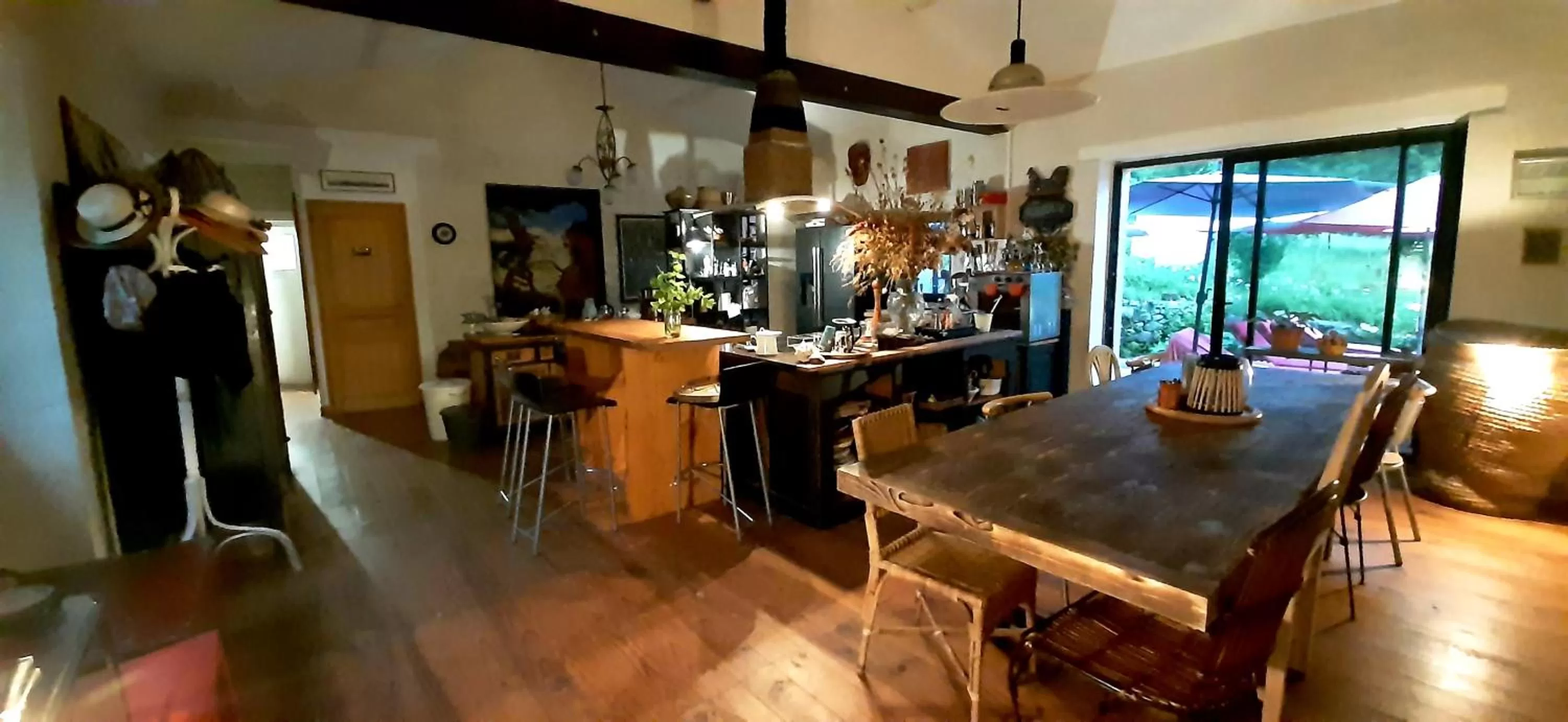 kitchen, Restaurant/Places to Eat in Aux Tuileries Nord