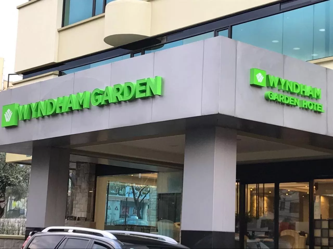 Facade/entrance in Wyndham Garden Quito