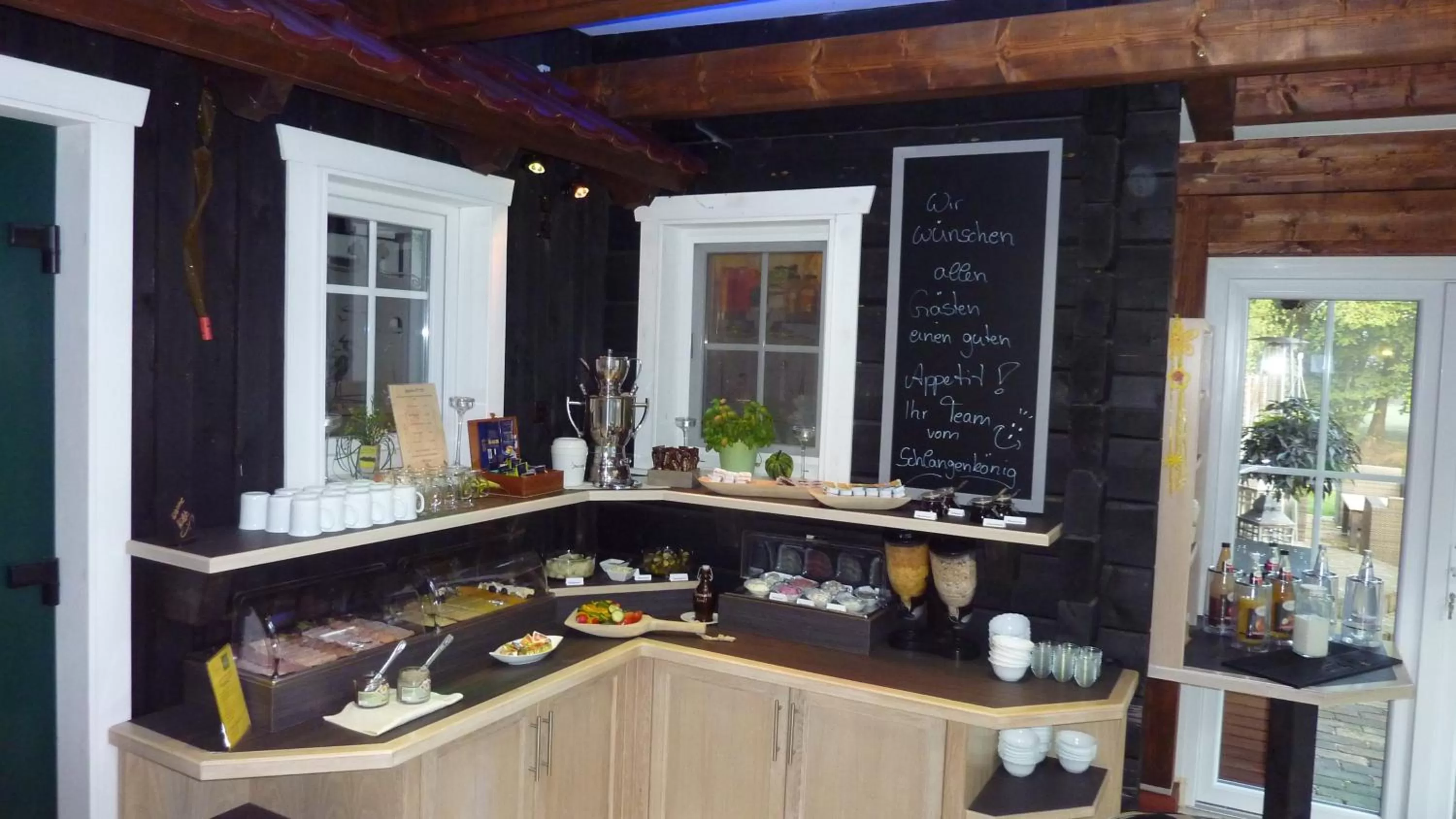 Buffet breakfast in Zum Schlangenkönig