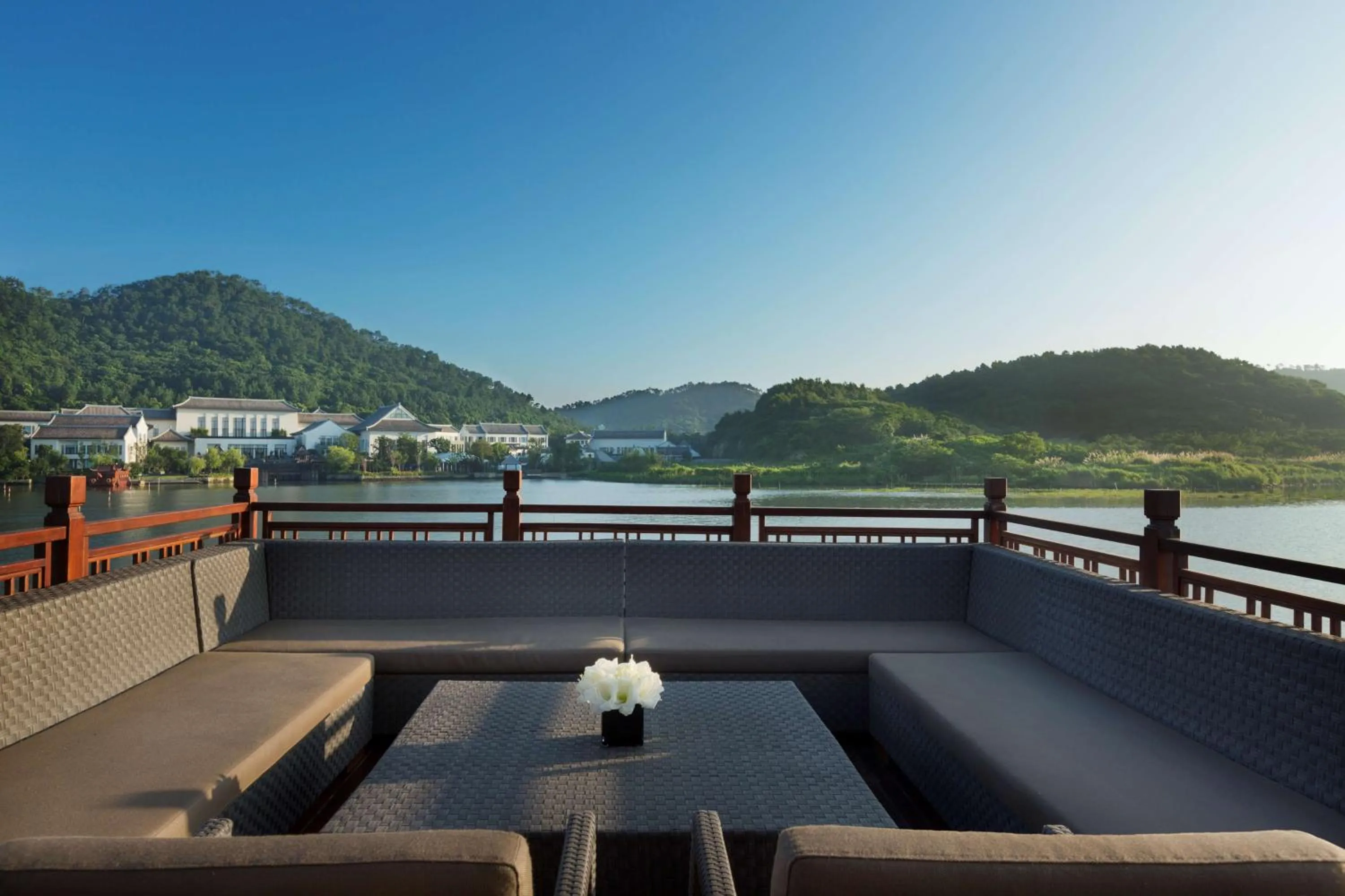 Restaurant/places to eat in Park Hyatt Ningbo Resort & Spa