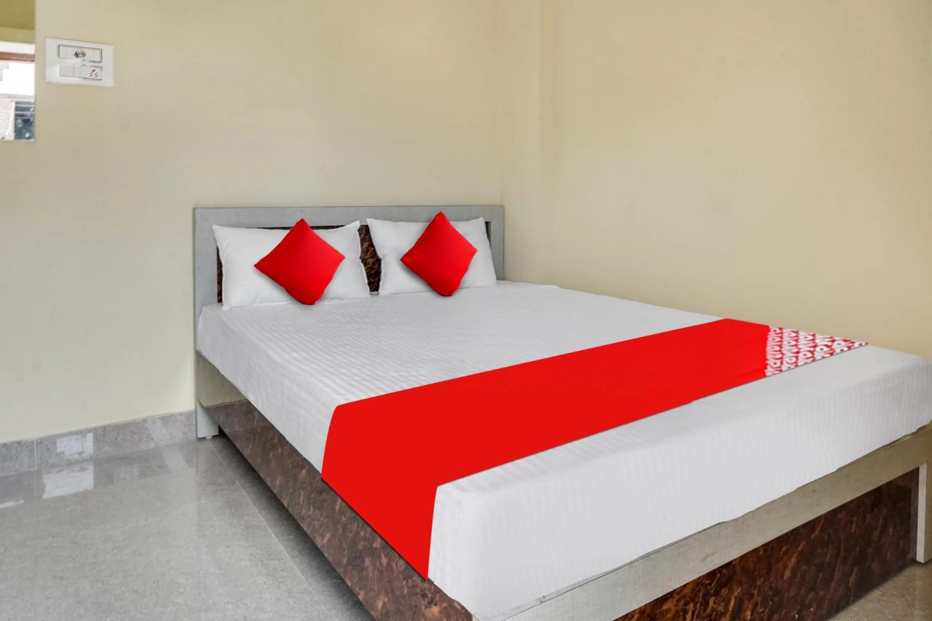 Bedroom, Bed in OYO Flagship Hotel Kashyap Inn