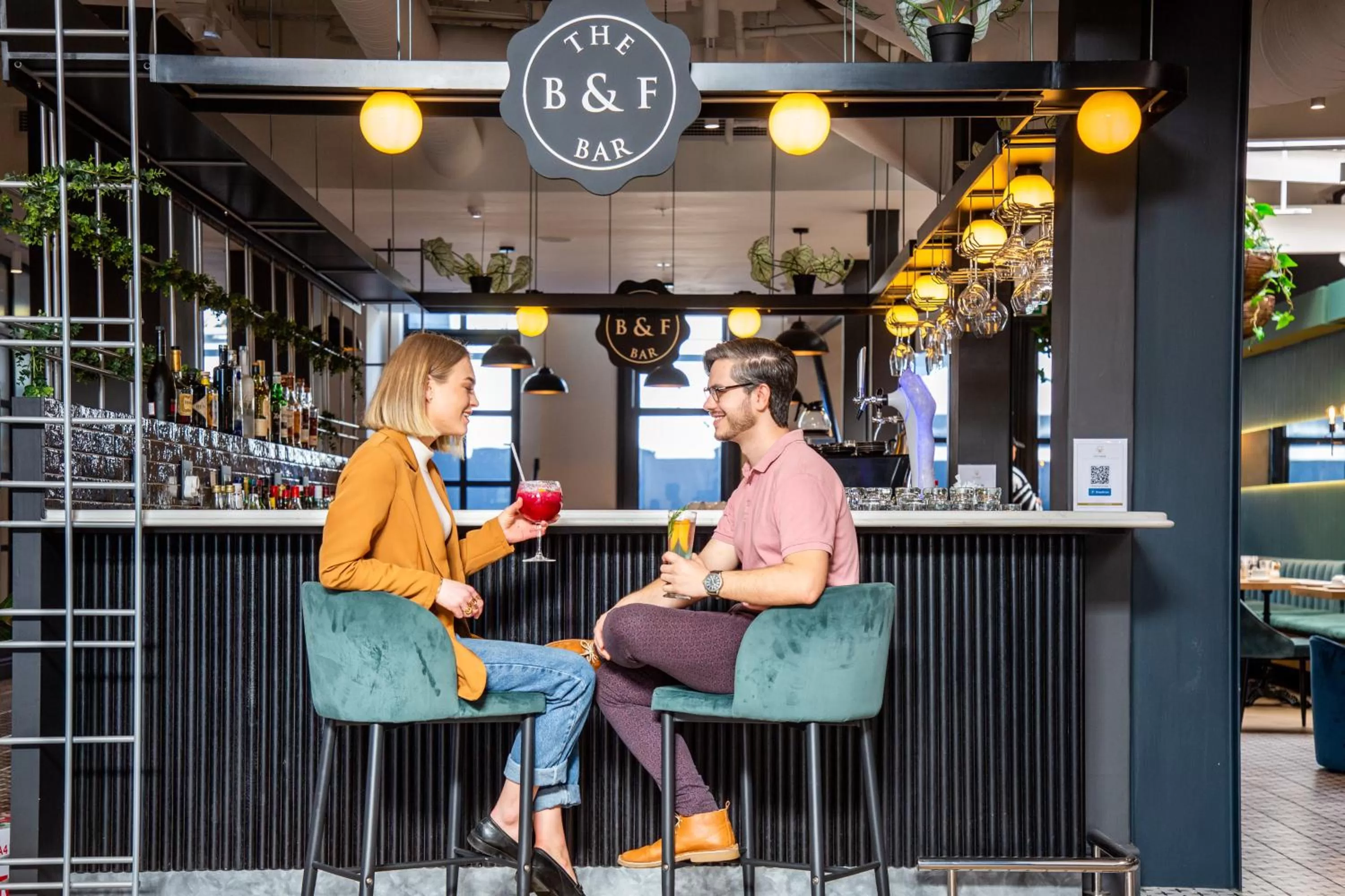 Restaurant/places to eat in Old Bank Hotel - Lion Roars Hotels & Lodges