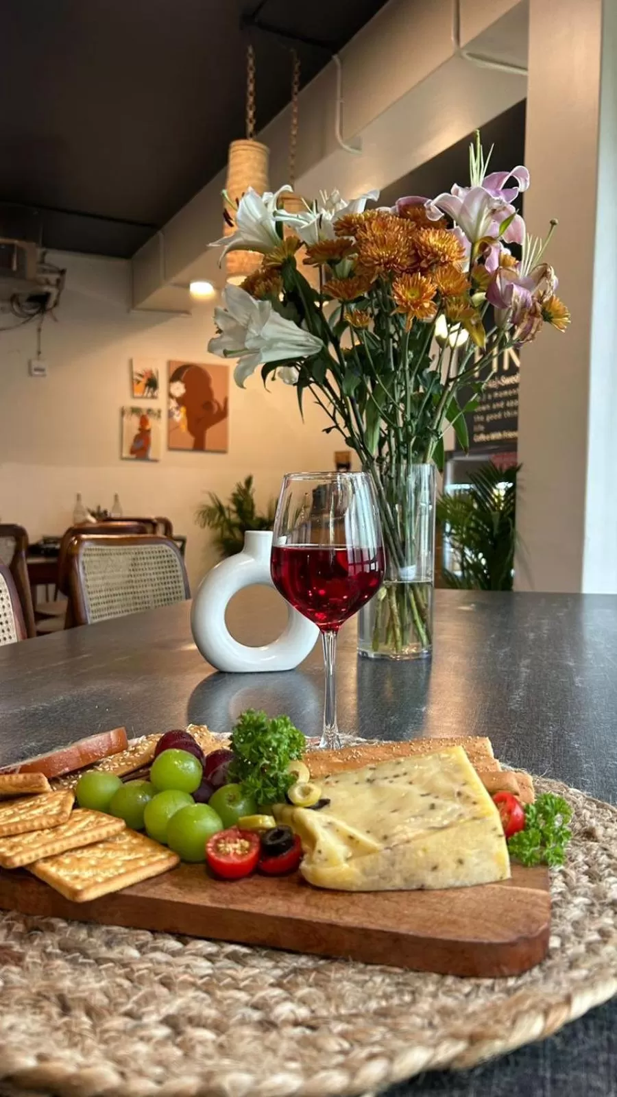 Restaurant/places to eat, Food in LetsBunk Poshtel & Suites