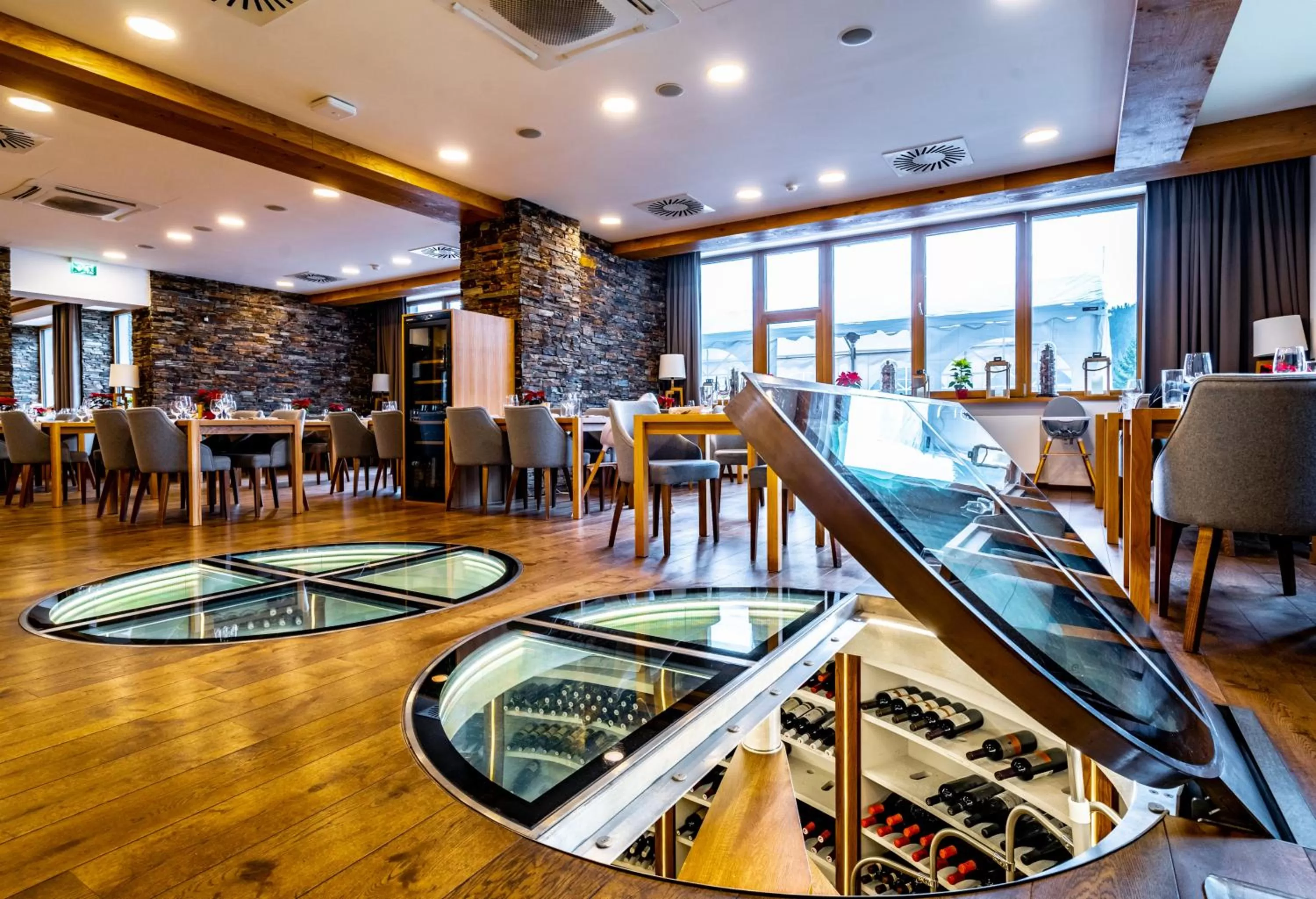 Restaurant/places to eat in Grandhotel Tatra