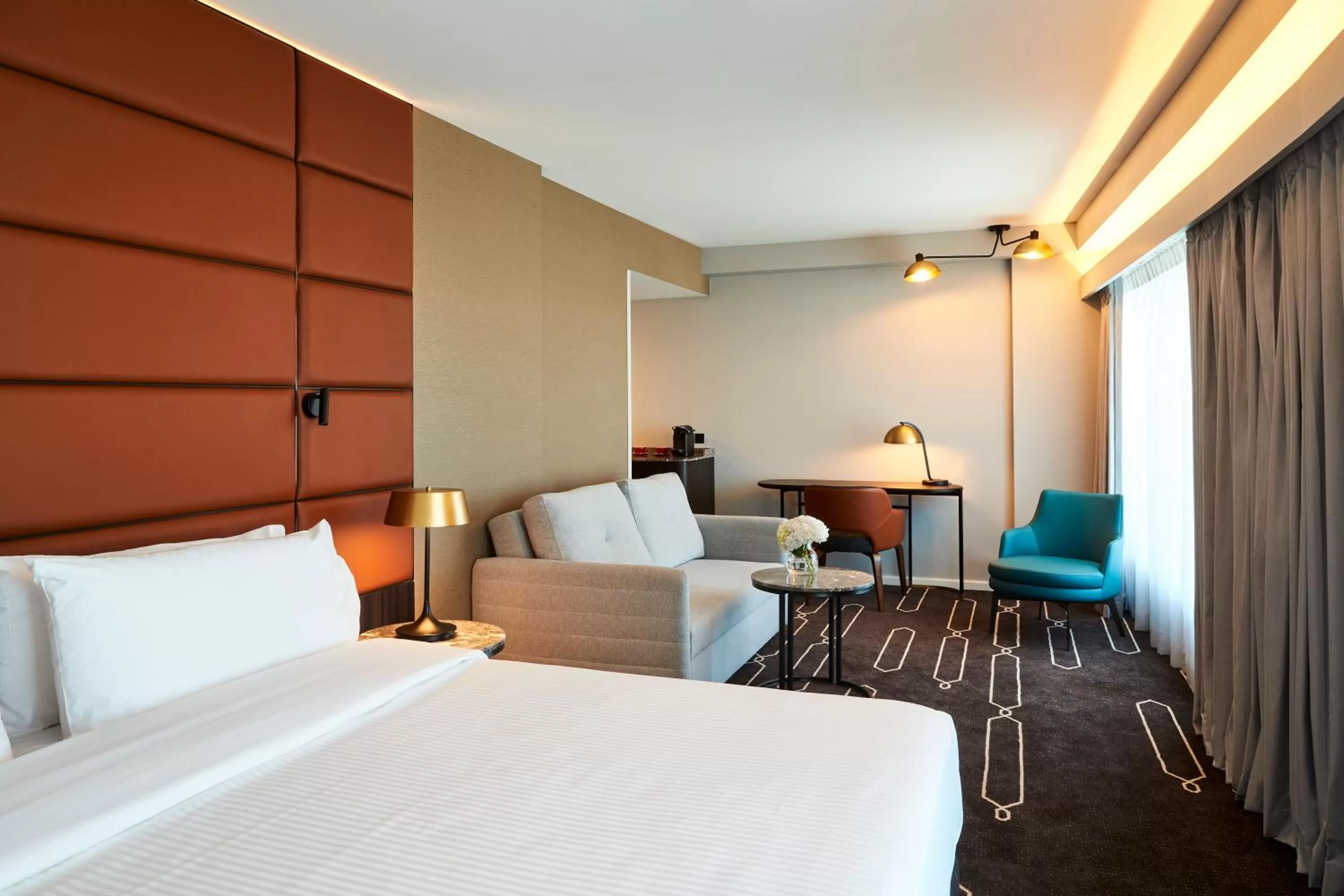 Photo of the whole room, Bed in Crowne Plaza Sydney Airport by IHG