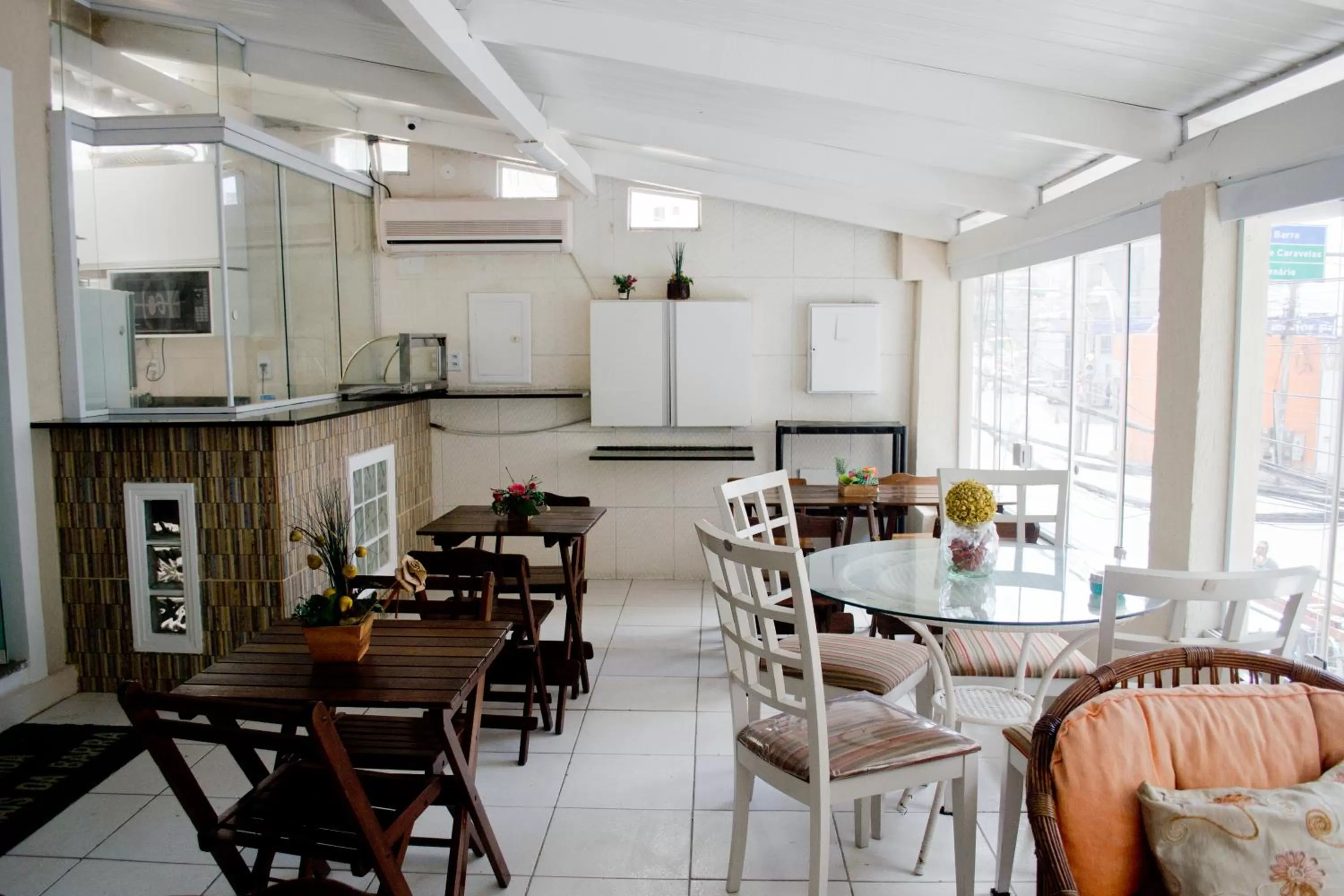 Balcony/Terrace, Restaurant/Places to Eat in Pousada Corais da Barra